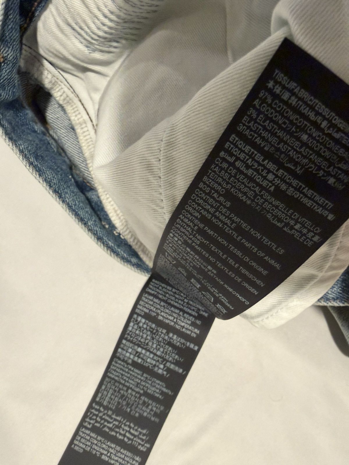 Saint Laurent Paris Saint Laurent men’s santa monica blue jeans. 27. $890 Size US 27 - 11 Thumbnail