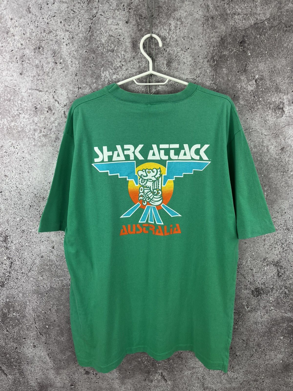 Vintage Vintage 90S Shark Attack Australia T-Shirt Heavy Cotton Size US XL / EU 56 / 4 - 2 Thumbnail