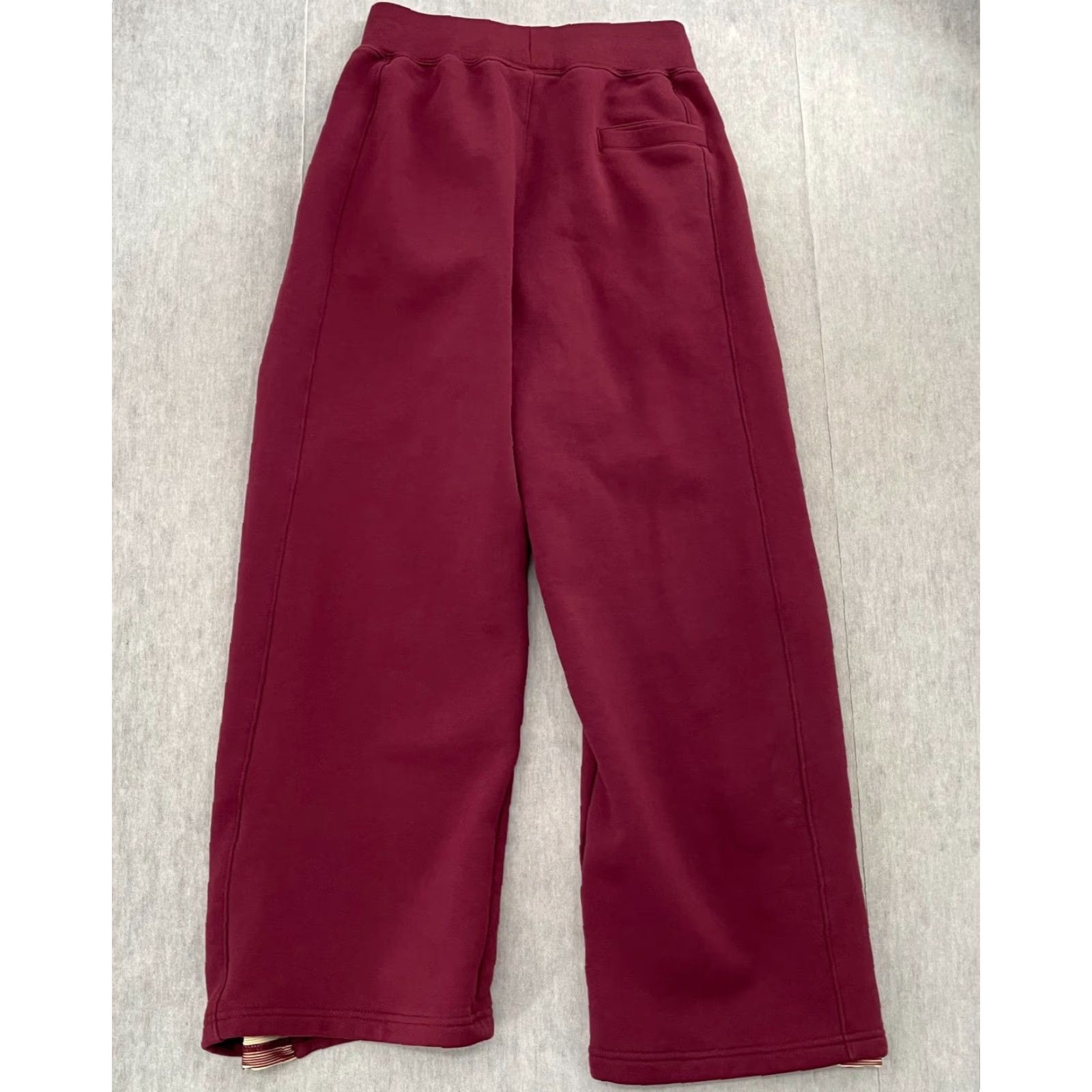 Nike VINTAGE Nike Air Jordan Pants Women’s Small Red Engineered Fleece Sweatpants S Wide-Leg Jumpman Athletic Pants Womens Small Red Size 28" / US 6 / IT 42 - 2 Thumbnail