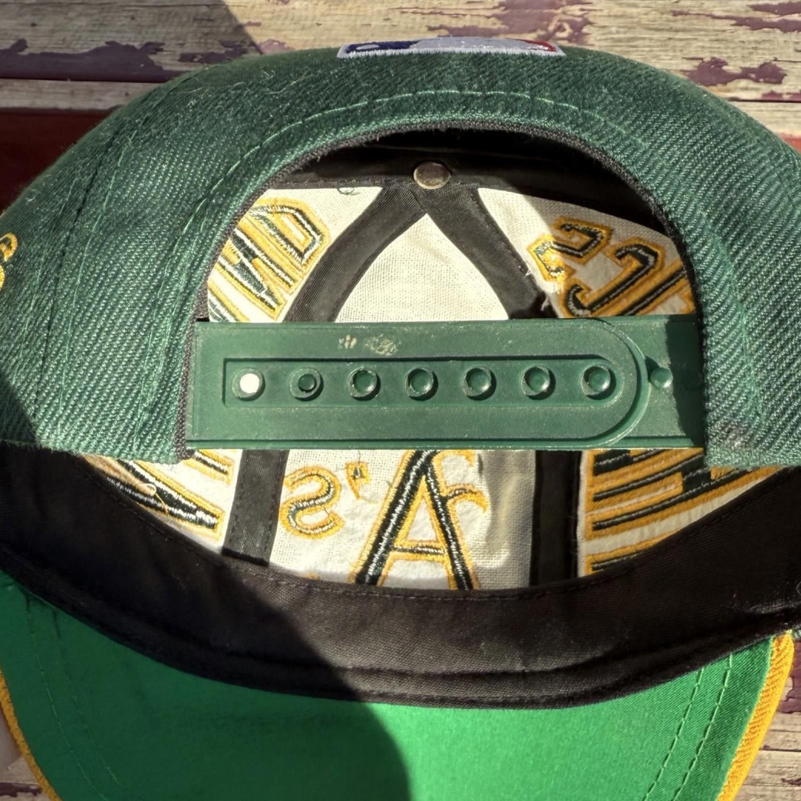 Designer 90s Oakland Athletics Hat Size ONE SIZE - 6 Thumbnail