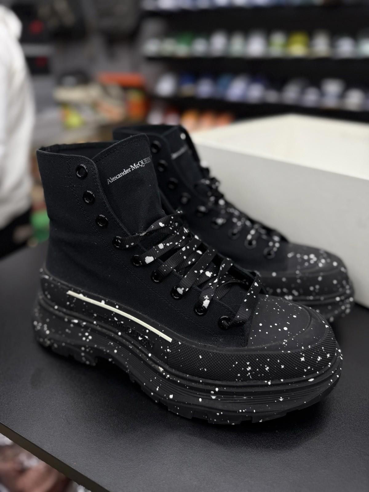 Alexander McQueen Alexander McQueen Boot Tread Black Splatter Boots 42EU/9US Size US 9 / EU 42 - 3 Thumbnail