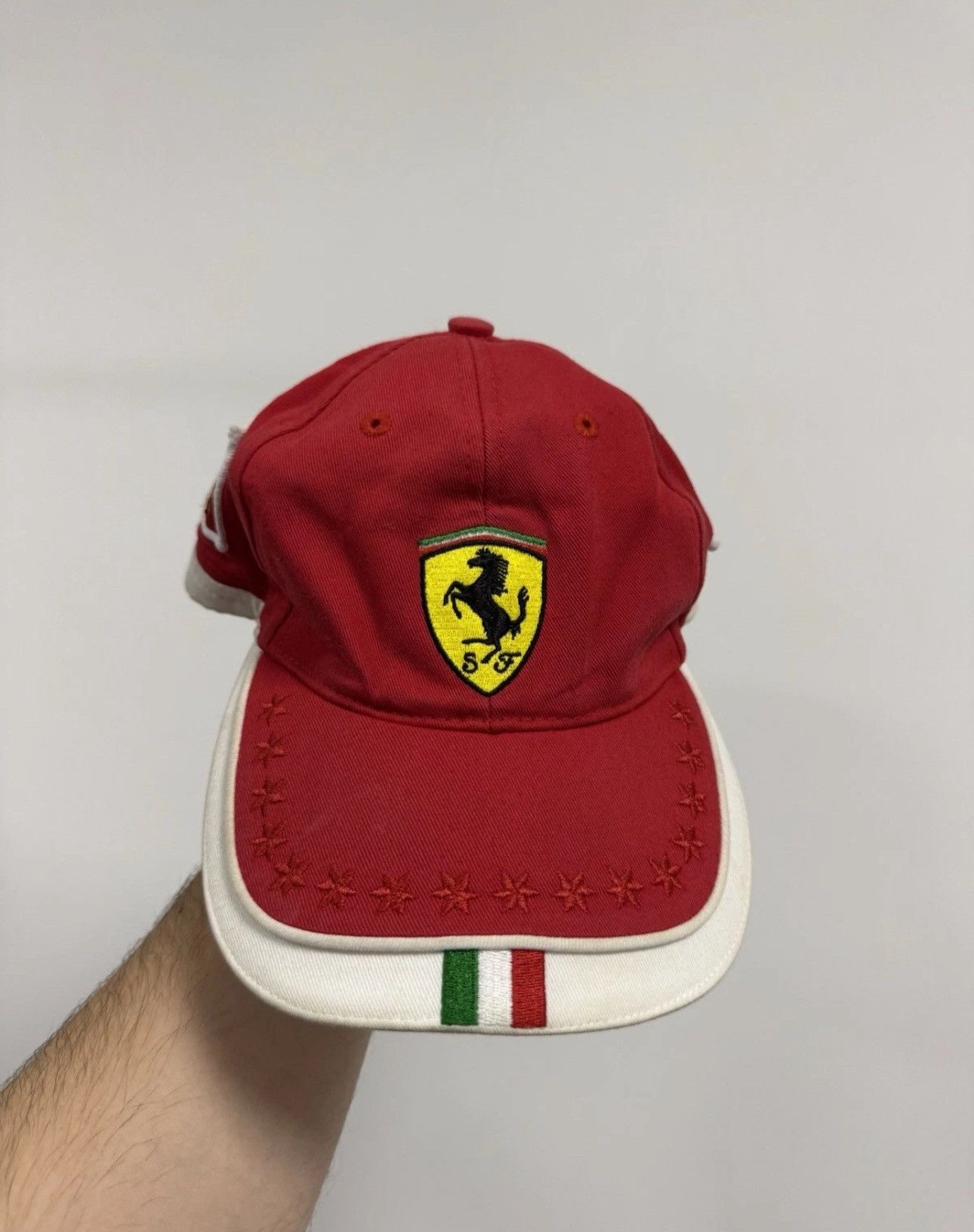 Ferrari Vintage F1 Scuderia Ferrari Baseball Cap Formula1 Team Size ONE SIZE - 3 Thumbnail