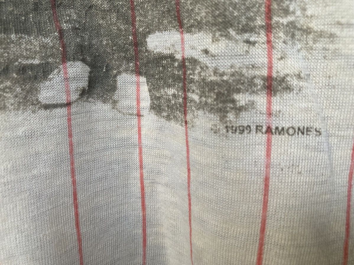 Other Vintage T-shirt Ramones Two Tone Size US M / EU 48-50 / 2 - 5 Thumbnail