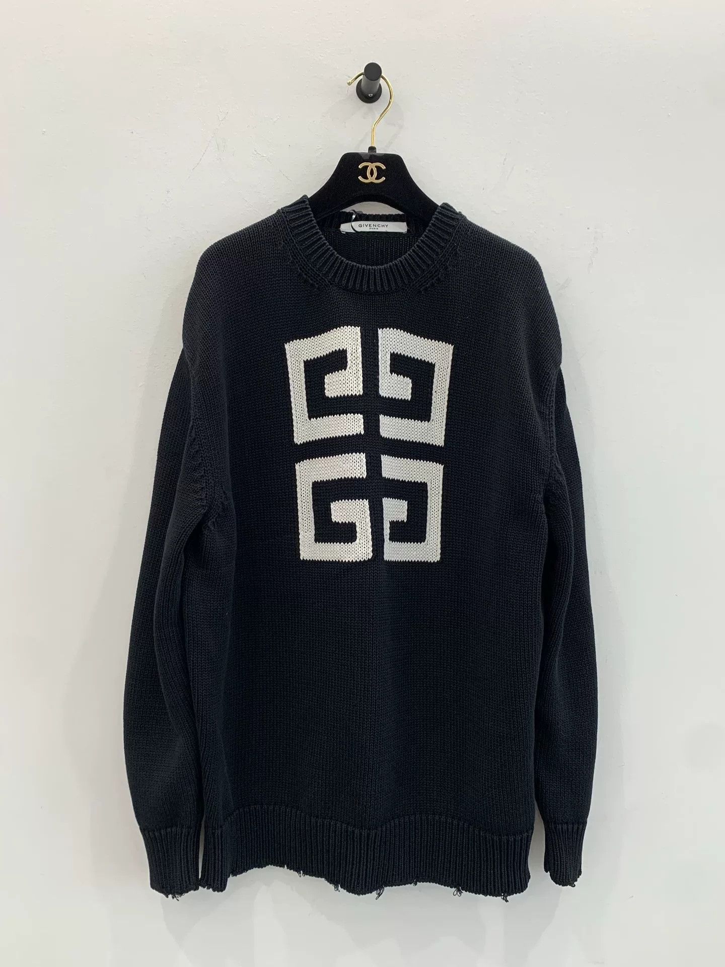 Givenchy Givenchy Black Distressed Logo Knit Sweater Size US M / EU 48-50 / 2 - 1 Thumbnail