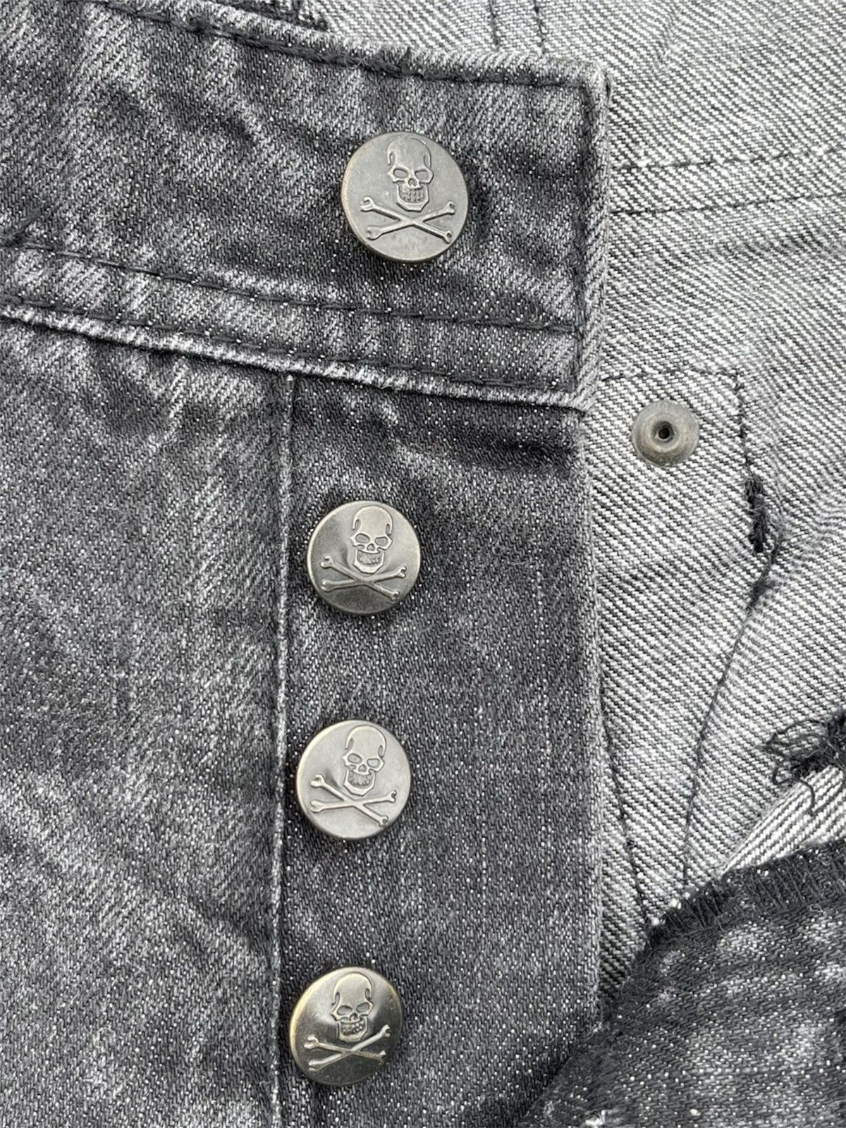 Japanese Brand 🔥 Japanese Brand Black Distressed Denim W31🔥 Size US 31 - 6 Thumbnail