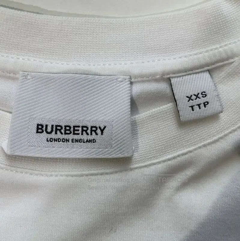 Burberry Burberry White Cotton Women's T-Shirt. Size XXS / US 00 / IT 34 - 4 Thumbnail