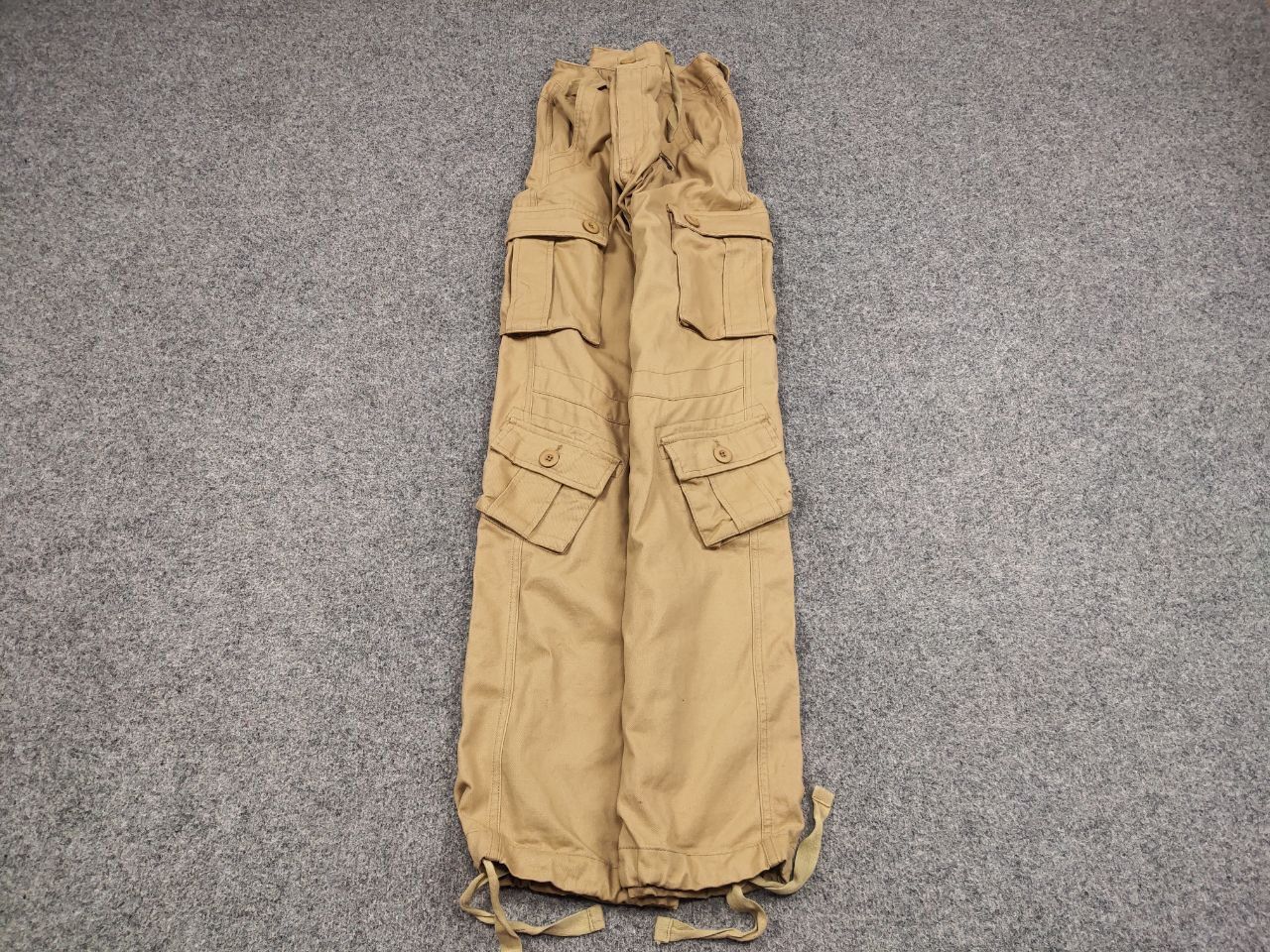 If Six Was Nine Vintage Le Grande Bleu Style Y2K Baige Baggy Cargo Pants Size US 34 / EU 50 - 2 Thumbnail