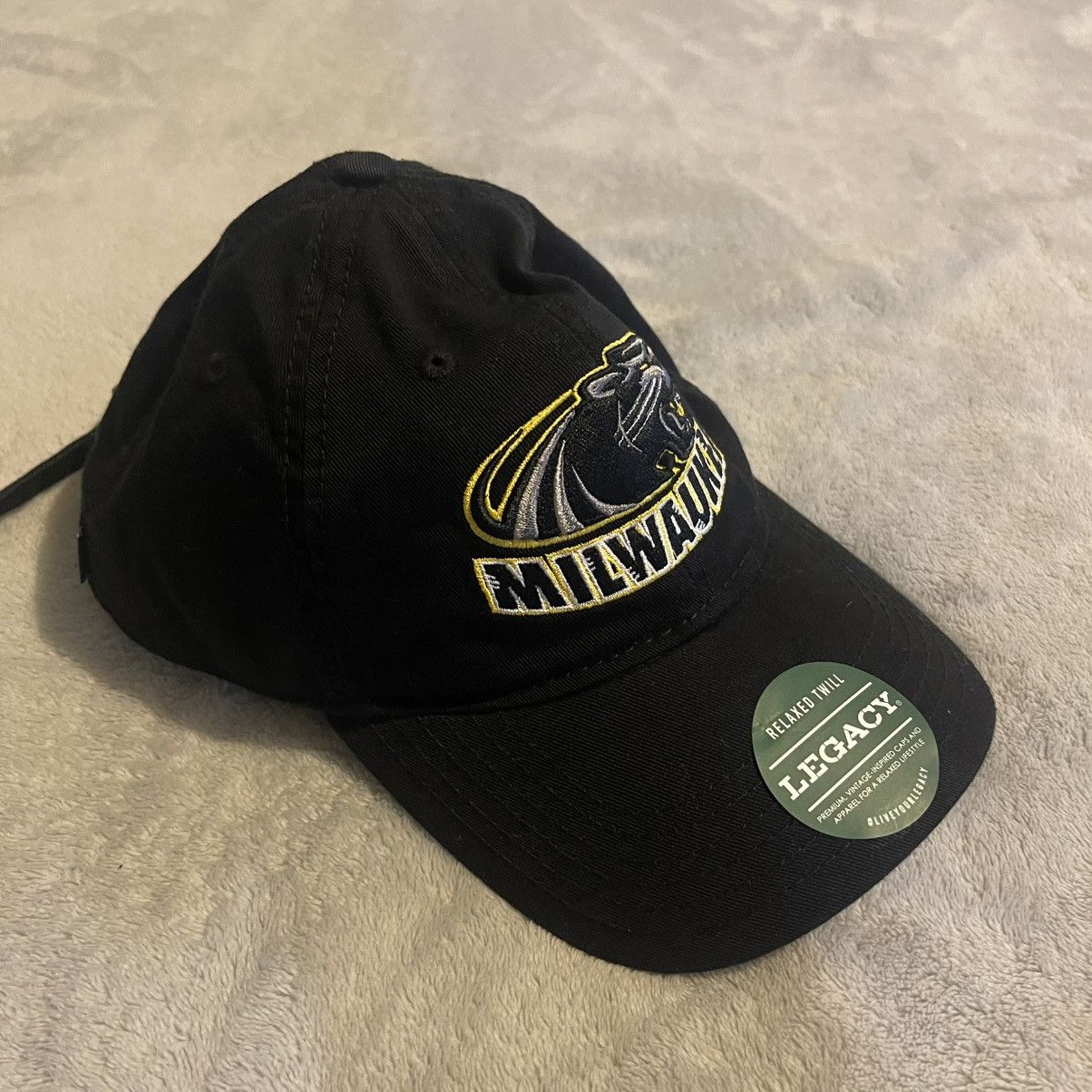 Other Wisconsin Milwaukee Panthers Hat Men One Size Black Cap Size ONE SIZE - 9 Thumbnail