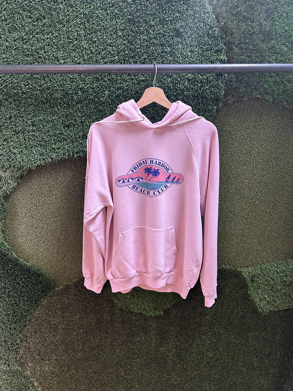 Vintage Vintage 1980s Friday Harbor Beach Club Hoodie Large Size US L / EU 52-54 / 3 - 1 Thumbnail