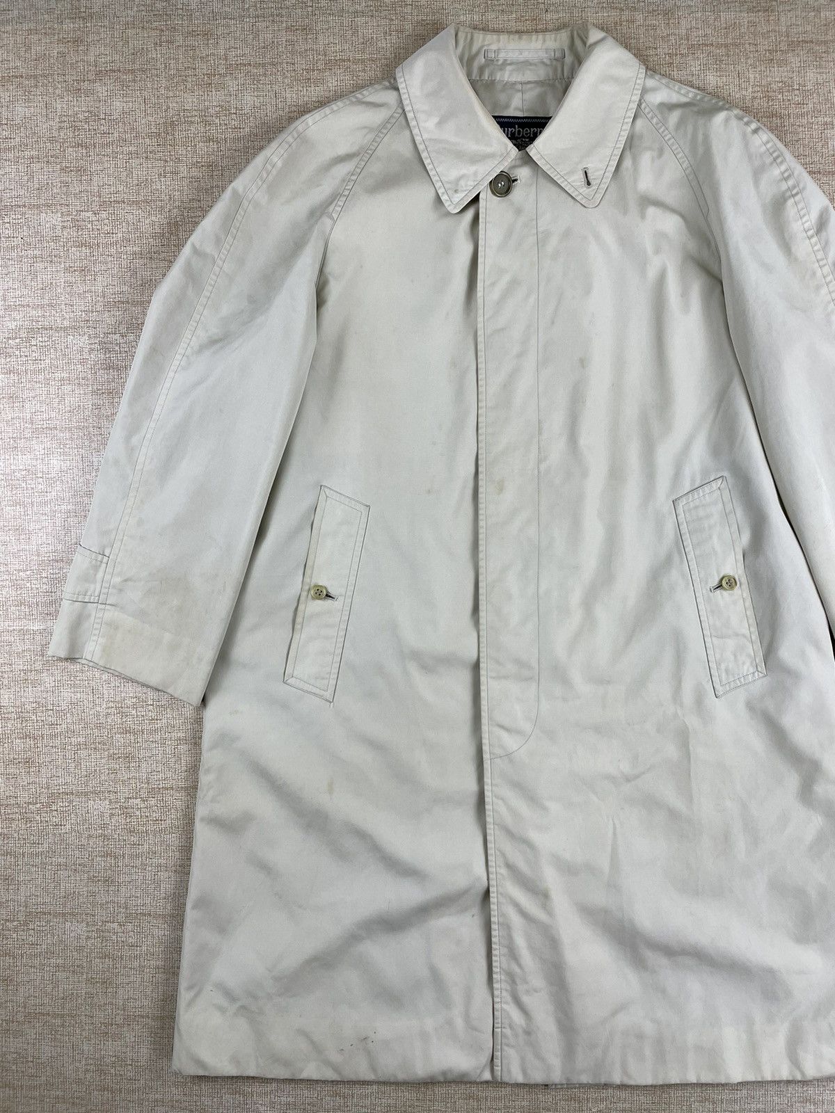 Burberry × Vintage Vintage Burberry's Trench Coat Jacket Size US M / EU 48-50 / 2 - 2 Thumbnail