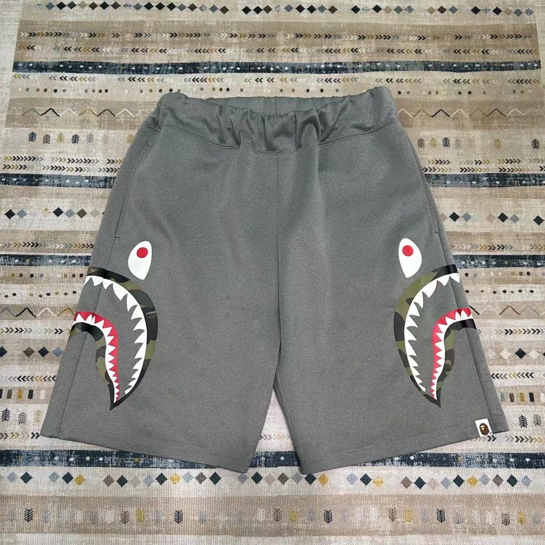 Bape BAPE SHARK SWEAT SHORTS Size US 35 - 1 Thumbnail