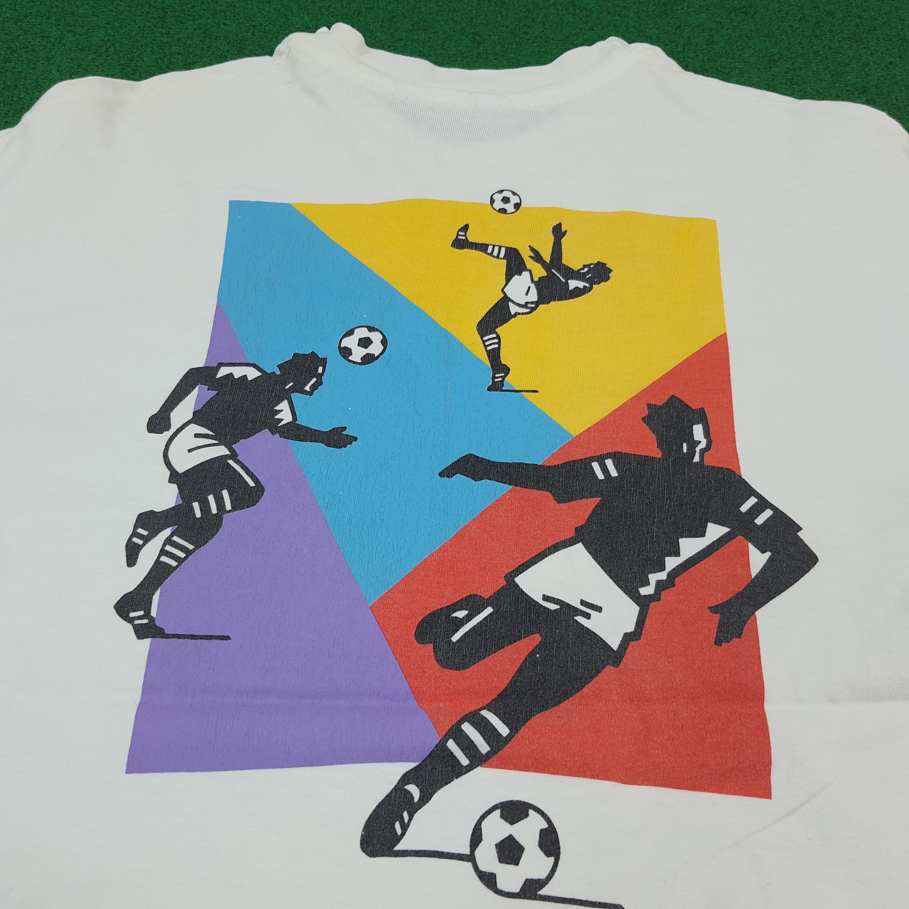 Hanes Vintage 90s World Cup USA94 Soccer Tshirt C299N37 Size US L / EU 52-54 / 3 - 4 Thumbnail