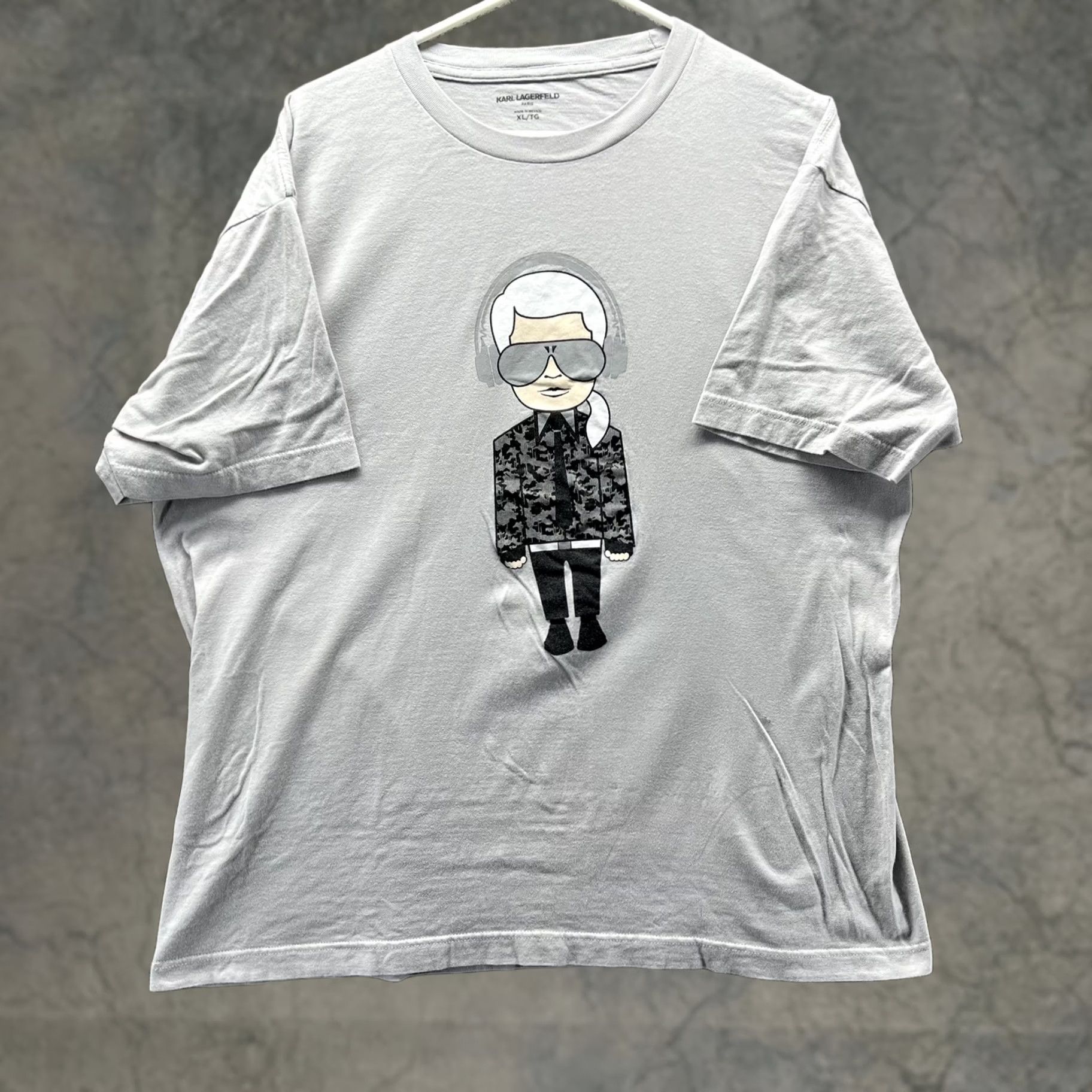 Karl Lagerfeld Karl Lagerfeld Shirt Mens XL Gray Cartoon Graphic Headphones Tee T-Shirt Casual Size US XL / EU 56 / 4 - 1 Thumbnail