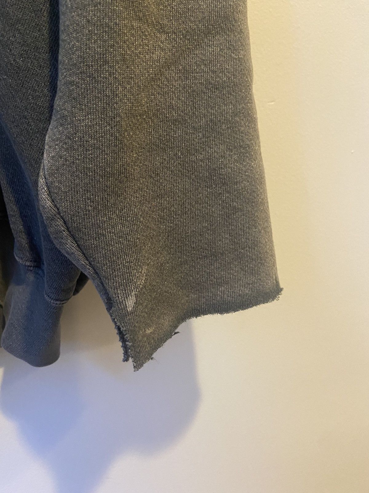 Vintage Vintage THRASHED Nike Center Swoosh Charcoal Grey Size US L / EU 52-54 / 3 - 4 Thumbnail