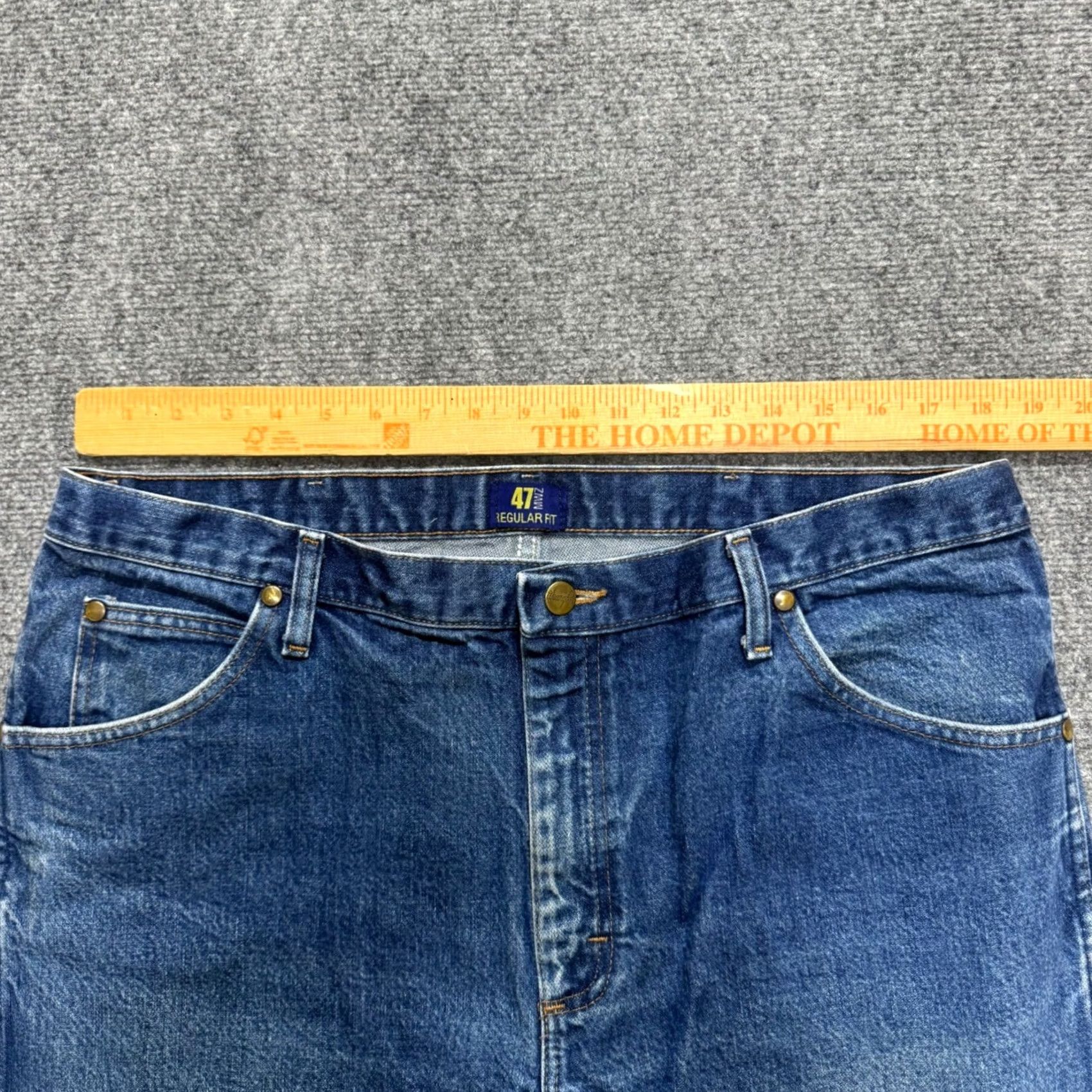 Wrangler VINTAGE Wrangler Rock 47 Denim Jeans Men 36x32 Dark Washed Work Straight Wrangler Rock 47 Mens Jeans Dark Washed 36x32 Size US 36 / EU 52 - 3 Thumbnail