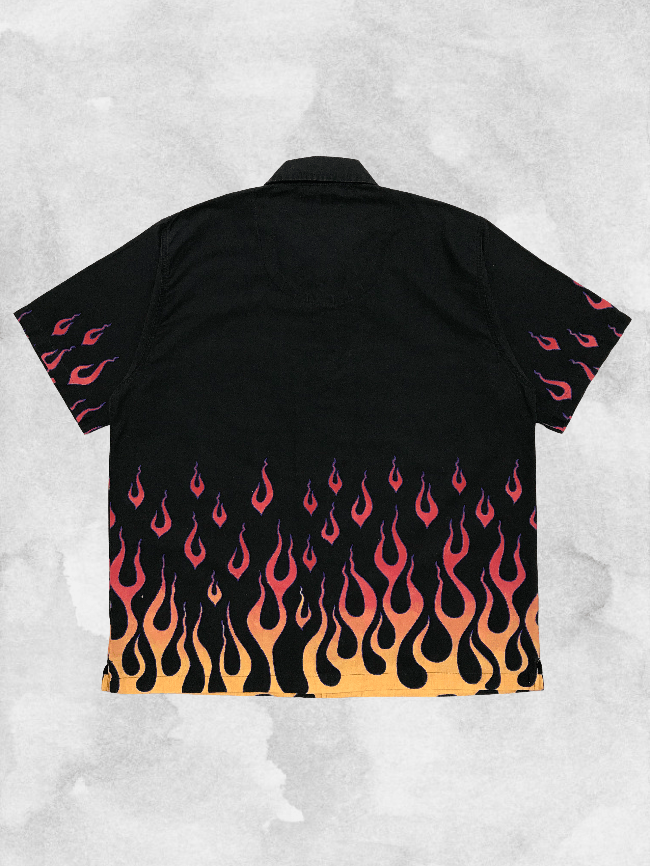 Vintage Vintage Fire Crazy Shirt Hawaiian 90s Art Streetwear Asap Size US XL / EU 56 / 4 - 2 Thumbnail