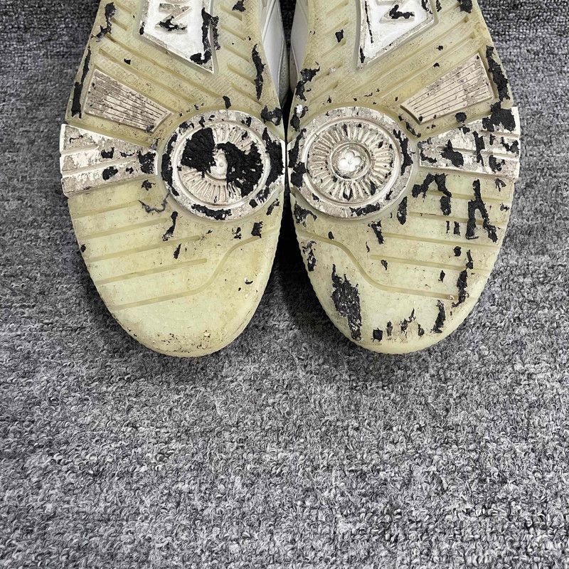 Louis Vuitton Louis Vuitton White Leather Trainer Low-Top Sneakers - Size US 8 / EU 41 - 8 Thumbnail