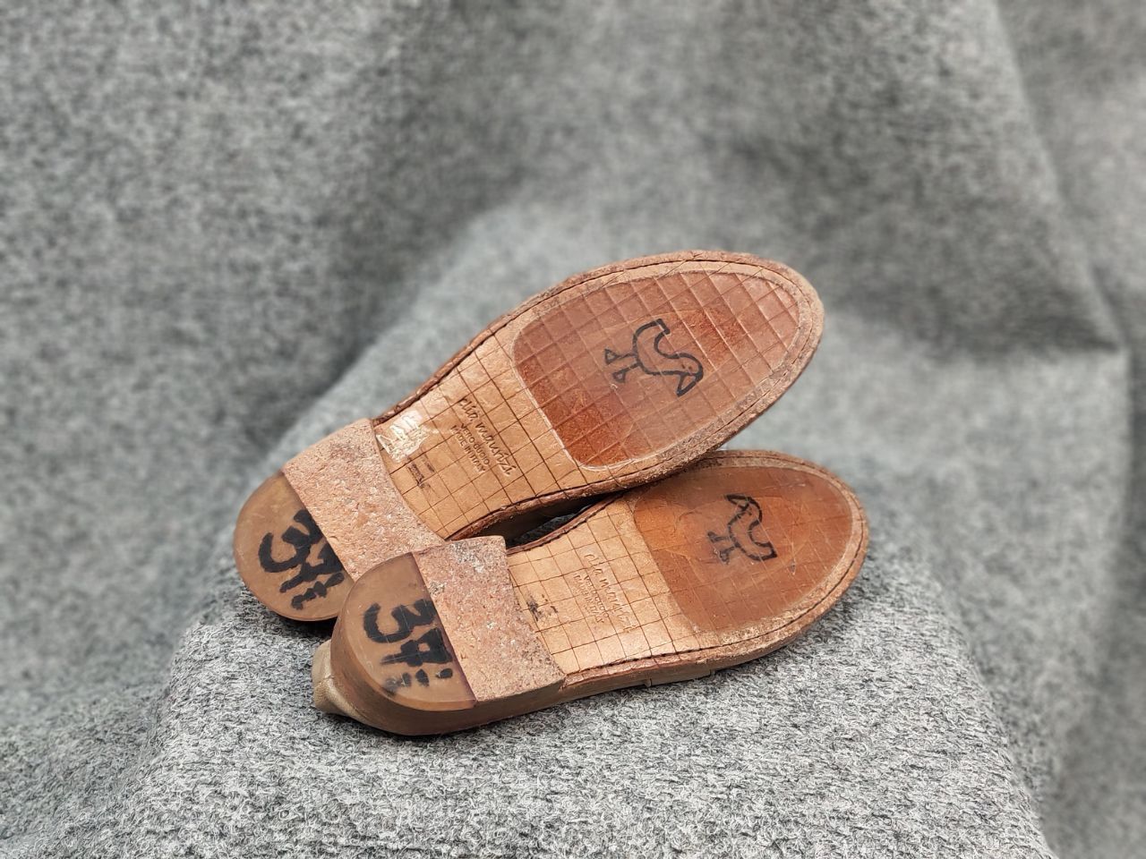 Elia Maurizi Elia Maurizi Design Premium leather beige Loafers Size US 7.5 / IT 37.5 - 11 Thumbnail