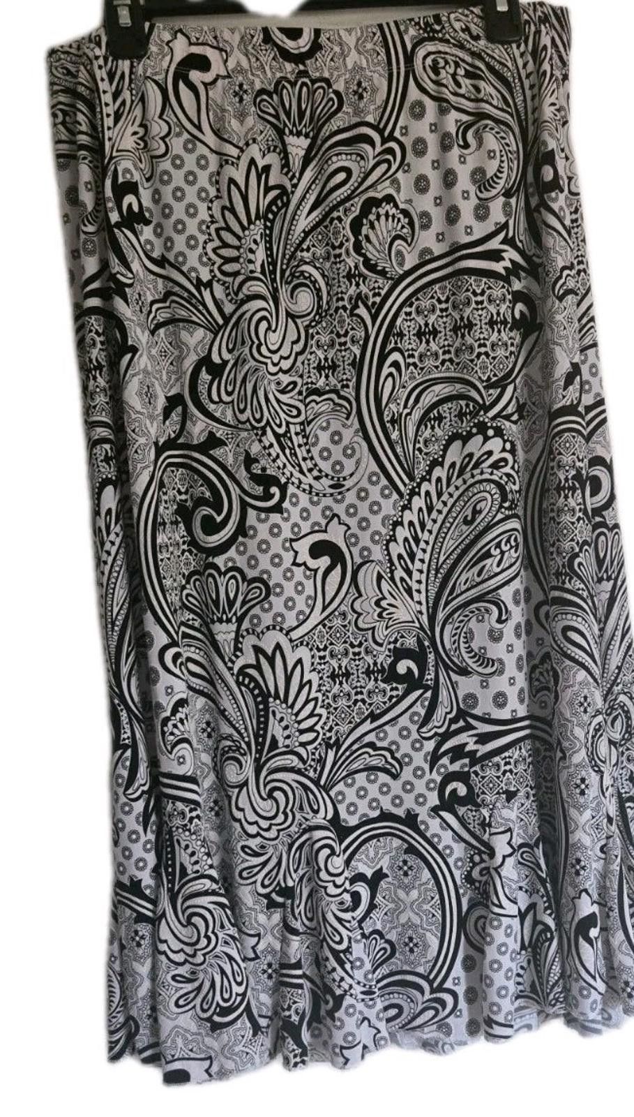 Other SJS Skirt Black & White Paisley Print midi-calf lengthWomens Size 36" / US 14 / IT 50 - 2 Thumbnail