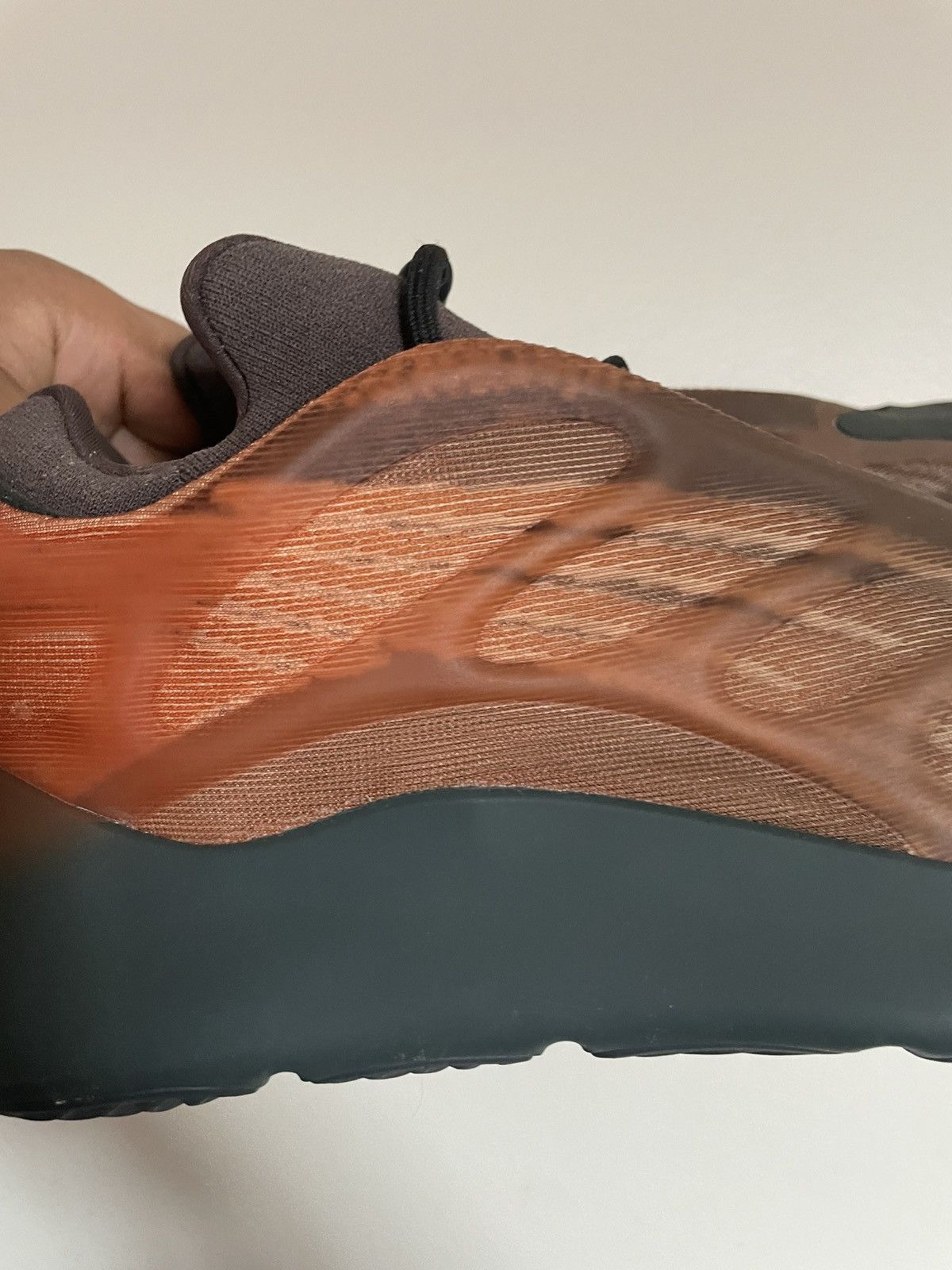 Adidas × Kanye West Yeezy 700V3 Size US 10.5 / EU 43-44 - 4 Thumbnail