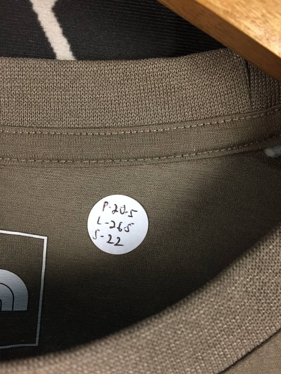 The North Face The North Face Quick-Dry Airy Pocket Long Sleeve Tee Size US M / EU 48-50 / 2 - 12 Thumbnail