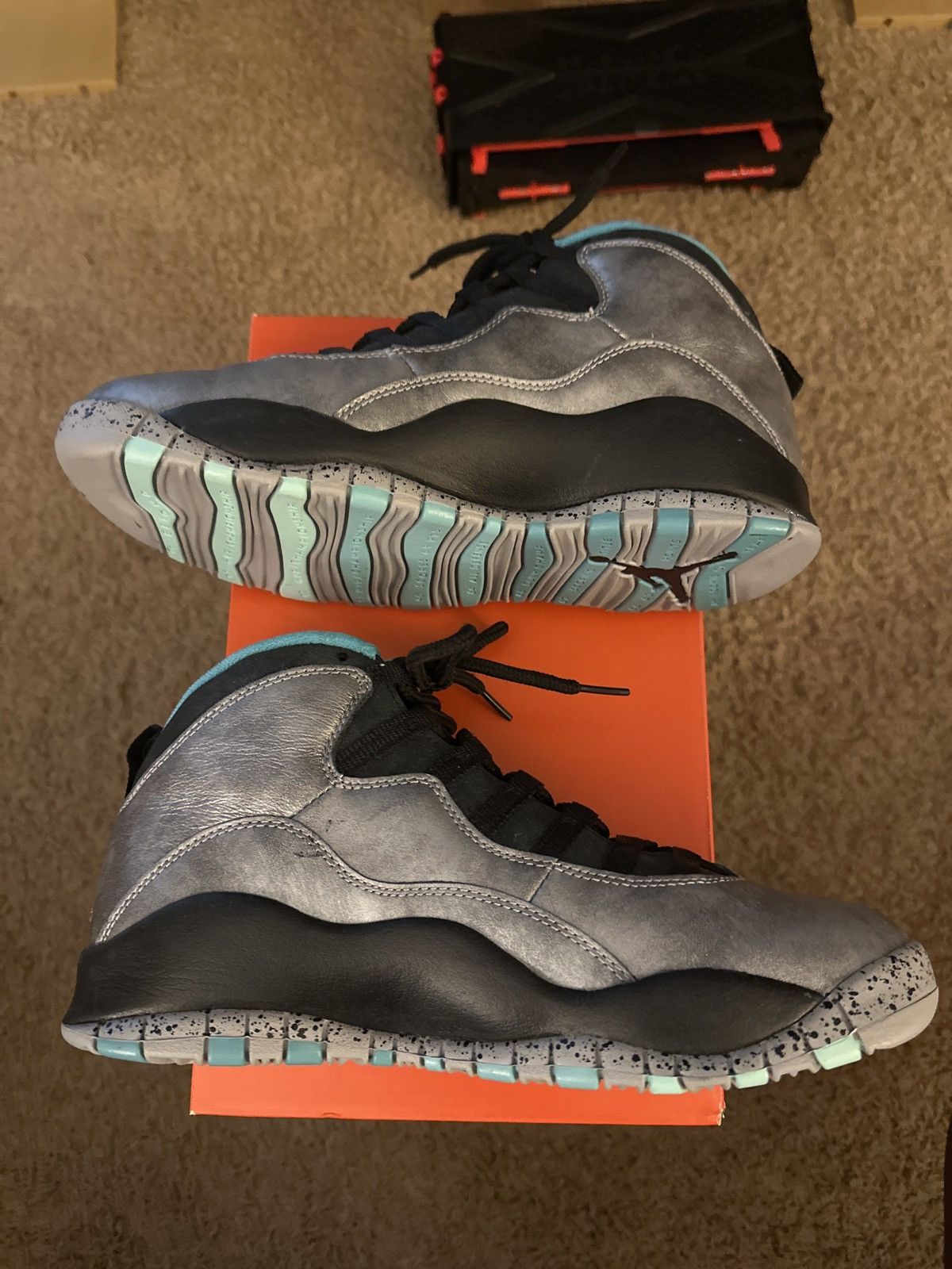 Jordan Brand Air Jordan 10 Retro (Lady Liberty) Size US 8 / EU 41 - 3 Thumbnail
