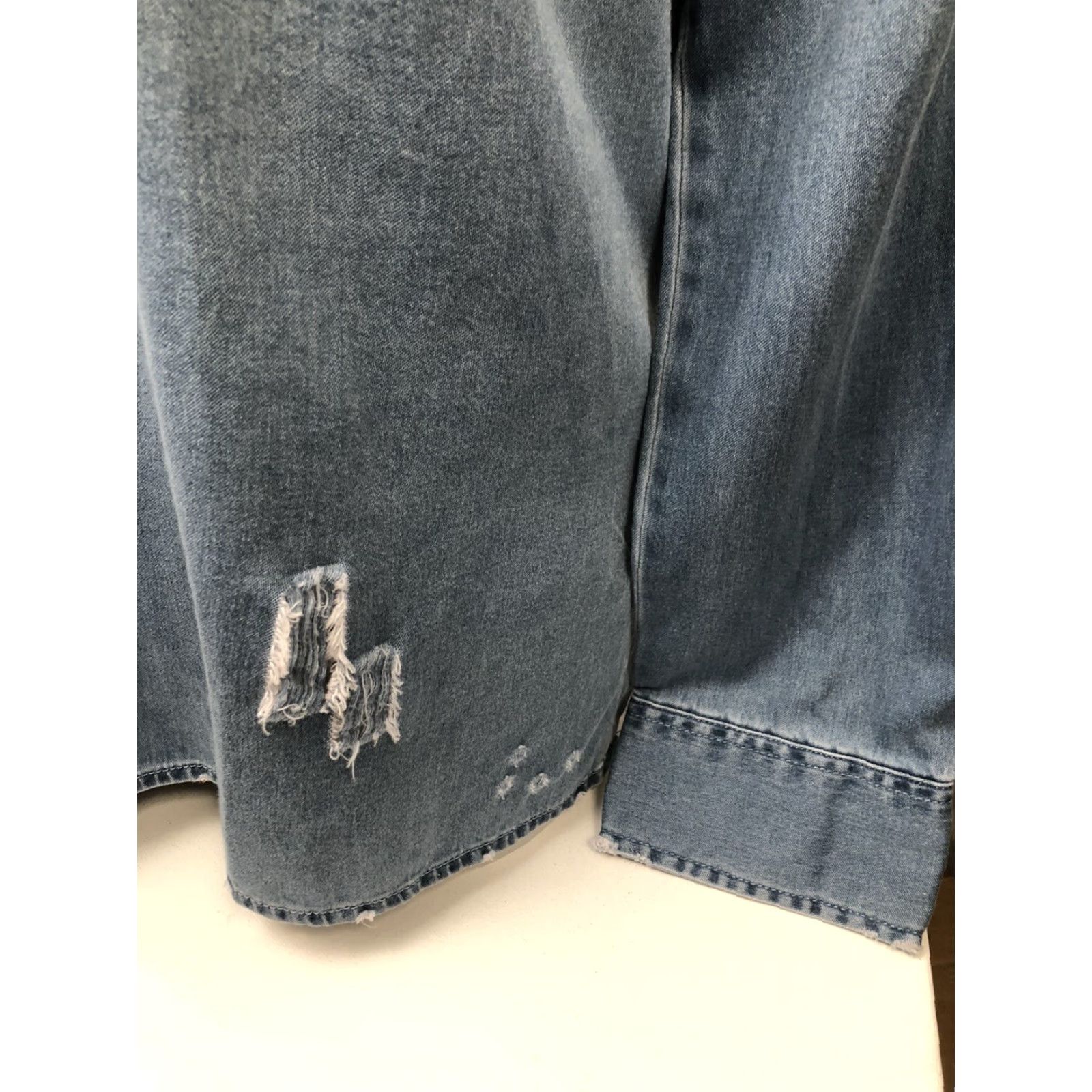 Pacsun PACSUN Denim Shirt Boxy Fit Mens Lg Distressed Los Angeles Blue Button-Up Long Sleeve XS? No, keep as L size example. Size US L / EU 52-54 / 3 - 4 Thumbnail