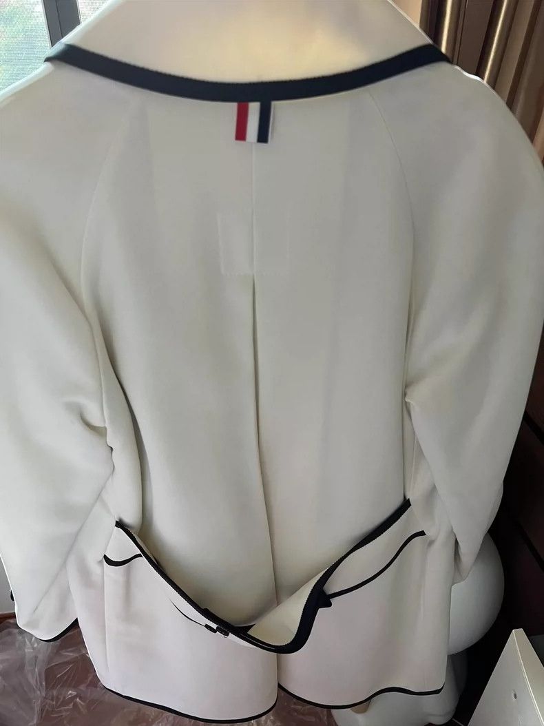 Thom Browne Thom Browne A coat Size S / US 4 / IT 40 - 2 Thumbnail