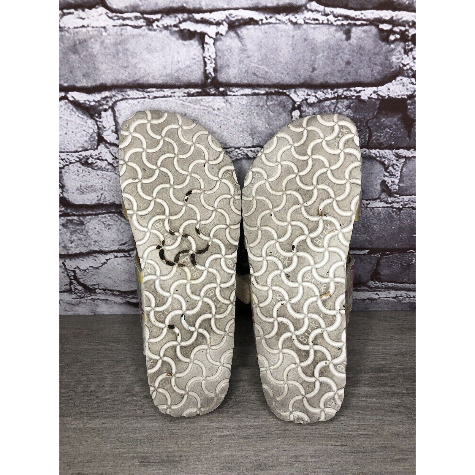Birkenstock Birki's Birkenstock Pink Leather Floral Slides Sandals Women Size US 6.5 / IT 36.5 - 14 Thumbnail