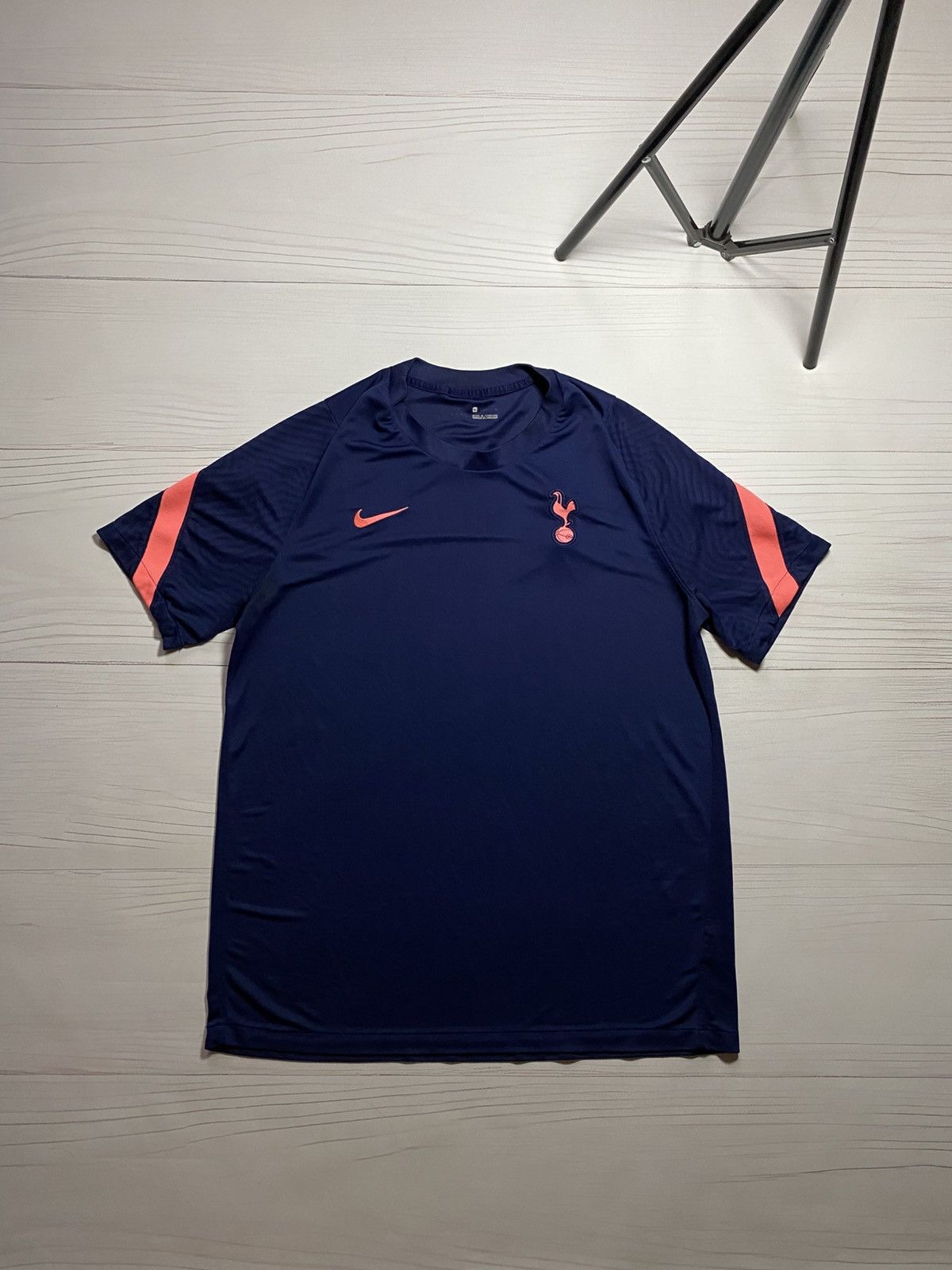 Nike Nike Tottenham Hotspur 2020/21 training soccer jersey Size US XL / EU 56 / 4 - 1 Thumbnail