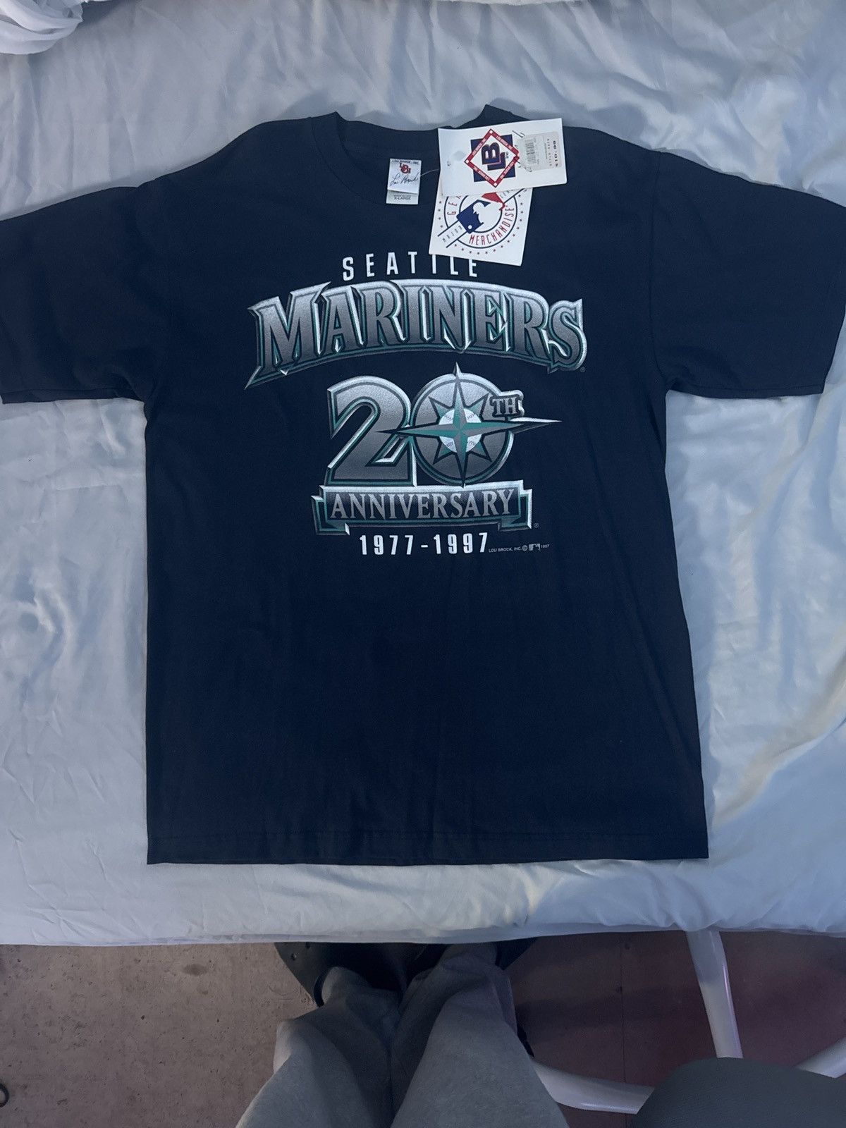 MLB × Vintage 1997 Seattle Mariners 20th Anniversary T-Shirt Size US XL / EU 56 / 4 - 1 Thumbnail