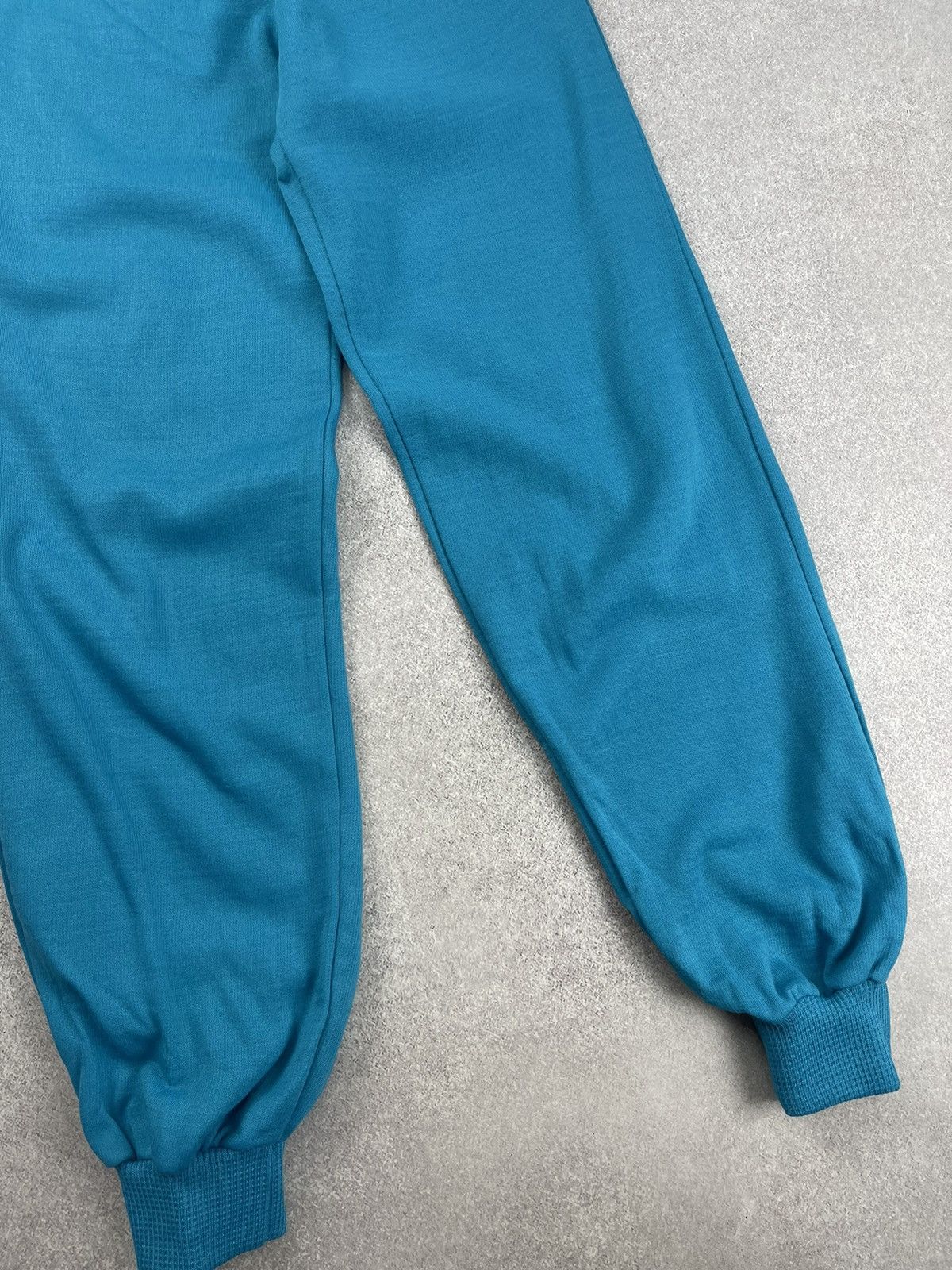 Adidas Vintage Adidas Ventex Retro Tracksuit Made in France Size M Size US M / EU 48-50 / 2 - 12 Thumbnail