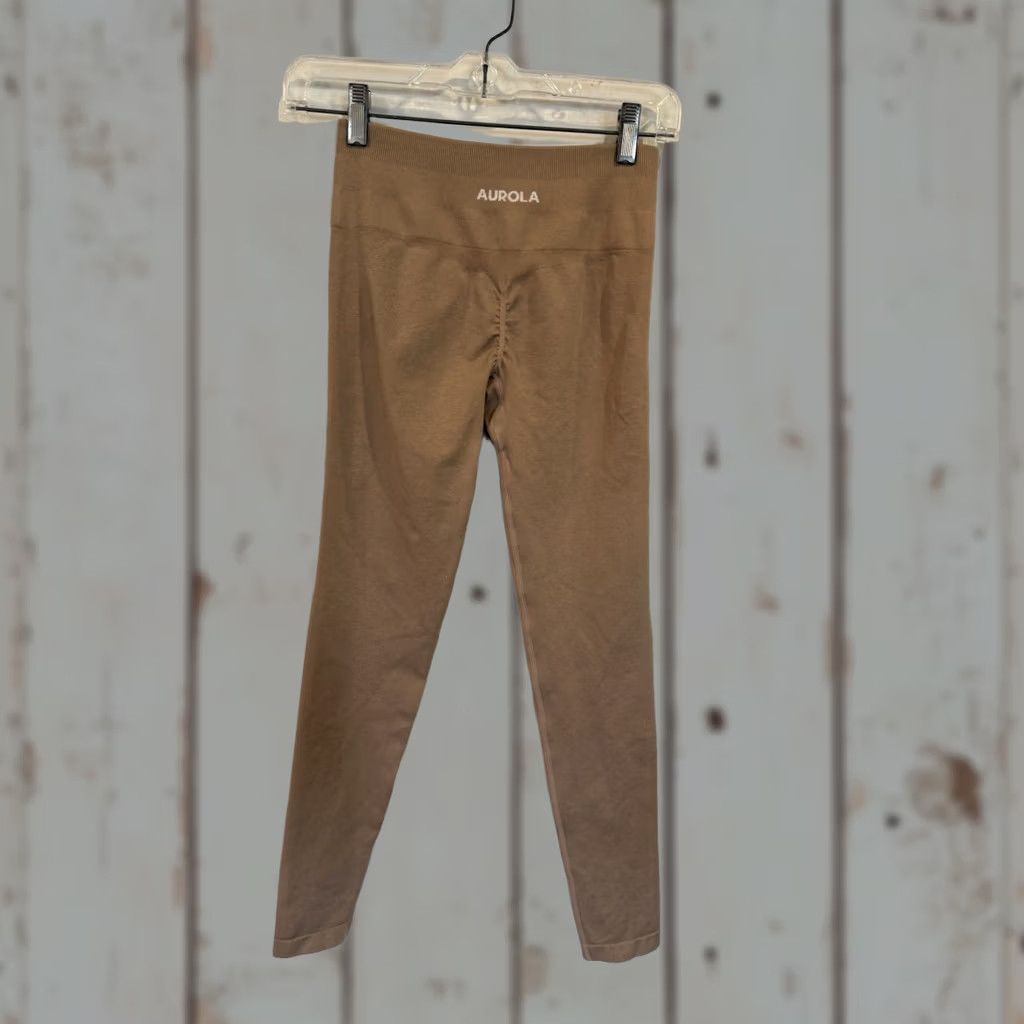 Vintage Aurola Women’s Leggings Scrunch Seamless Gym Work Out Tan S Small Brown Activewear Yoga Gym & Training Breed? Size 28" / US 6 / IT 42 - 1 Thumbnail