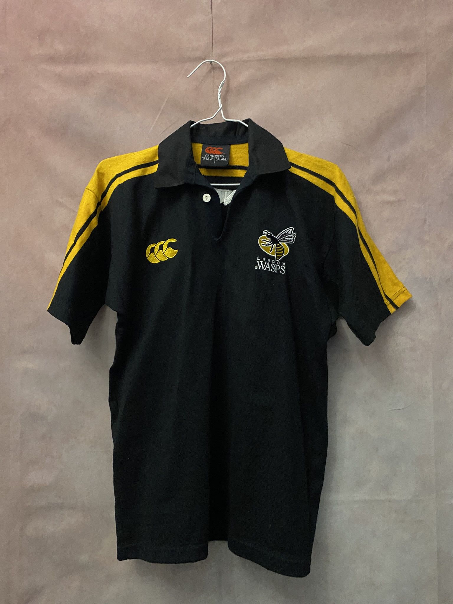 Canterbury of New Zealand × Vintage London Wasps Rugby Vintage Jersey Canterbury Of New Zealand Size US S / EU 44-46 / 1 - 1 Thumbnail