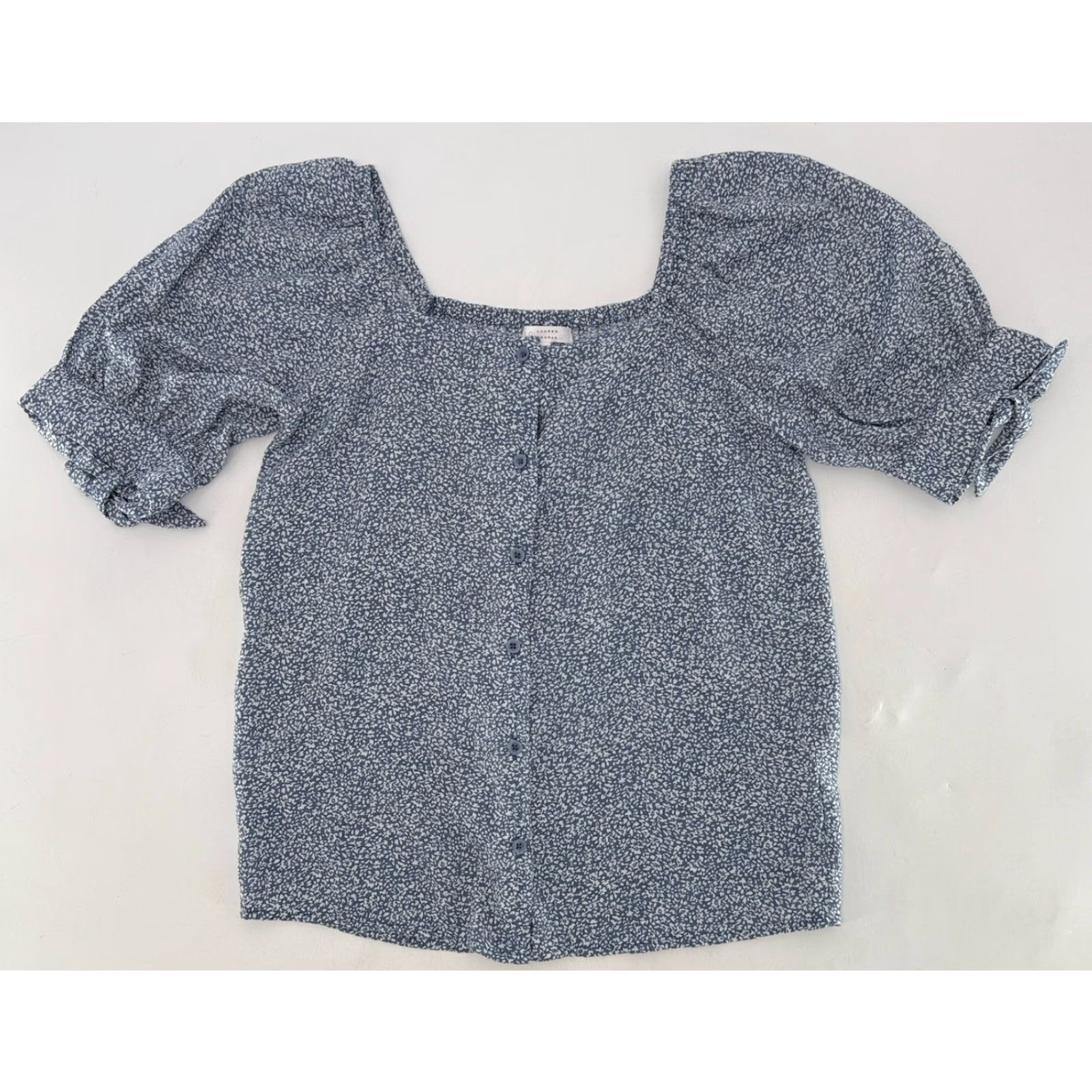 Vintage LC Lauren Conrad Blue Floral Print Blouse XS Puff Sleeve Square Neck Tie Accent Womens Blouse, Linen? (Note: fabric is Rayon) Size XS / US 0-2 / IT 36-38 - 2 Thumbnail