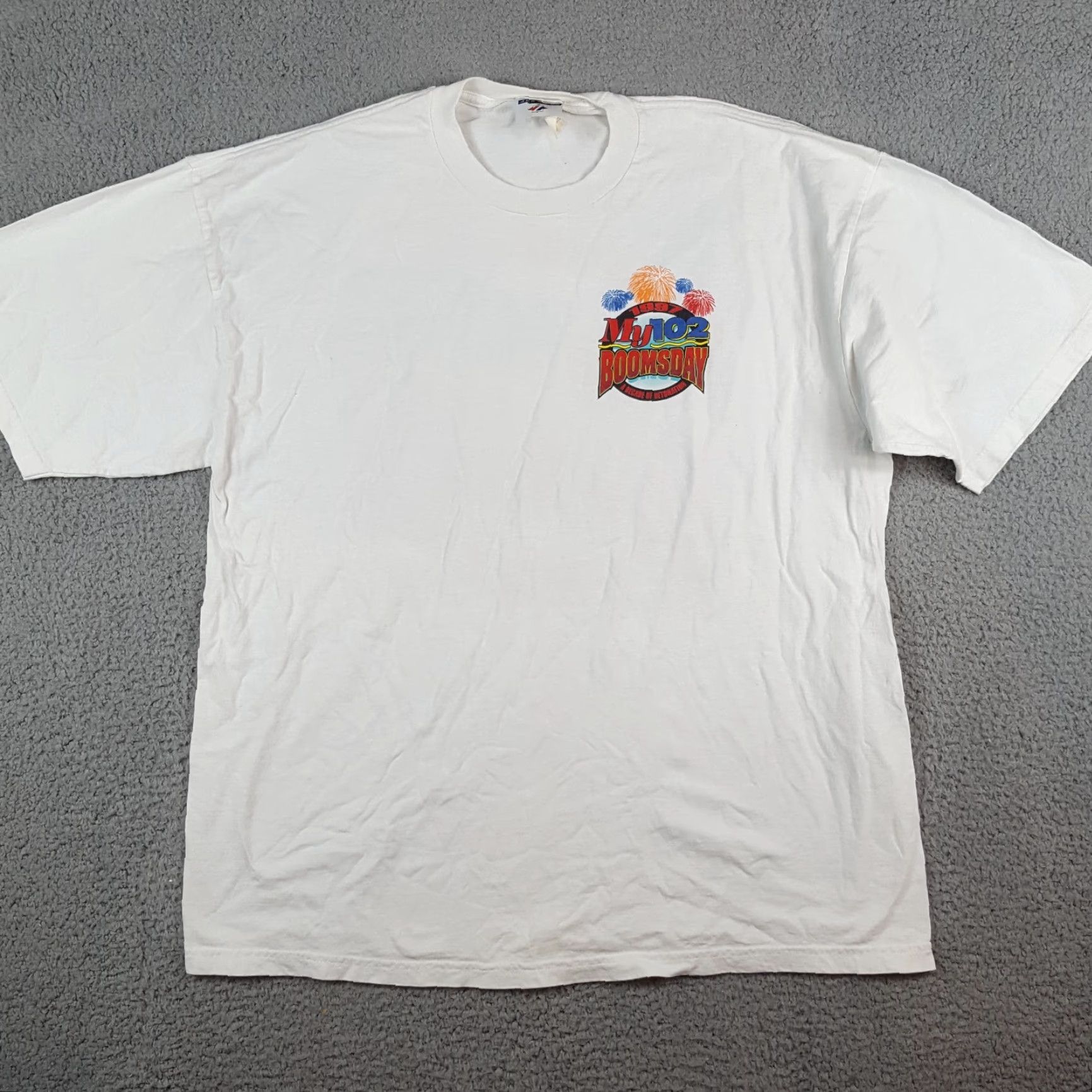 Jerzees VINTAGE Doomsday Parody Firework Mens T-Shirt XL White 90s 4th Of July Party Jerzees Shirt Boys? Size US XL / EU 56 / 4 - 2 Thumbnail