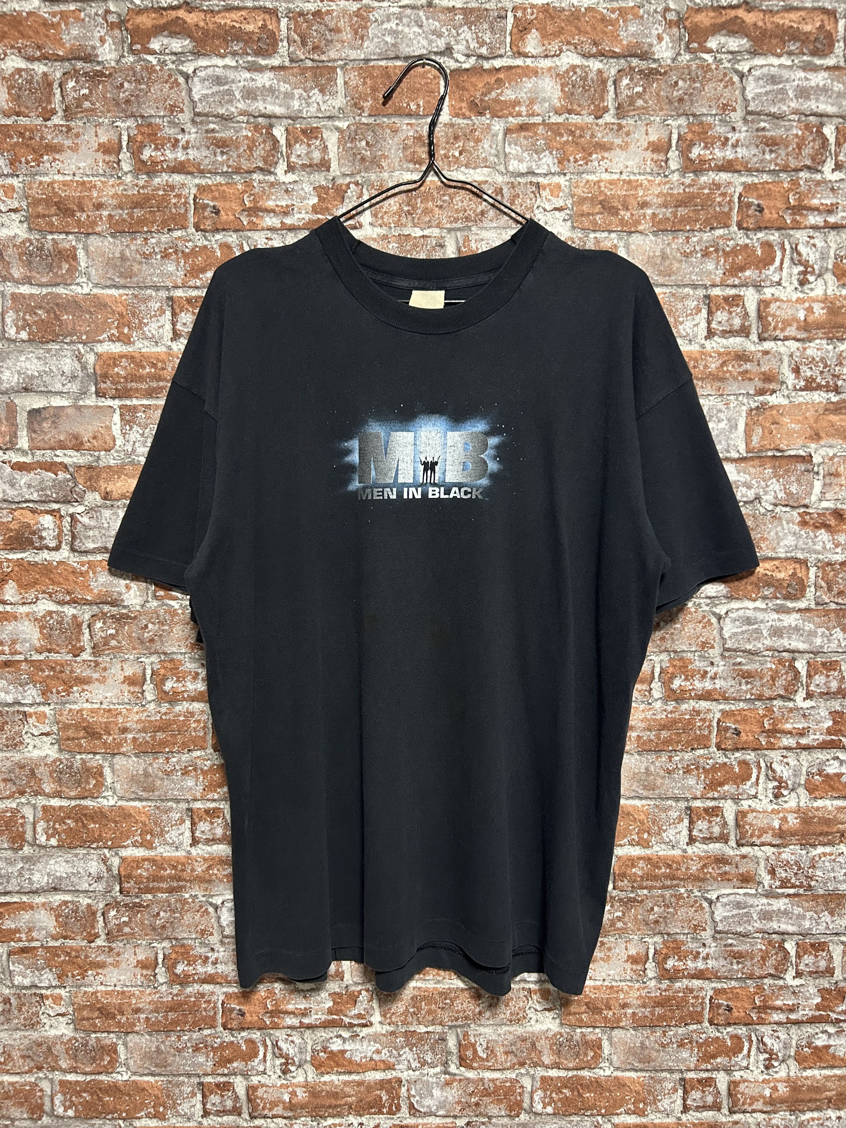 Vintage Vintage 1997 Men In Black Movie T-shirt Size US XL / EU 56 / 4 - 2 Thumbnail