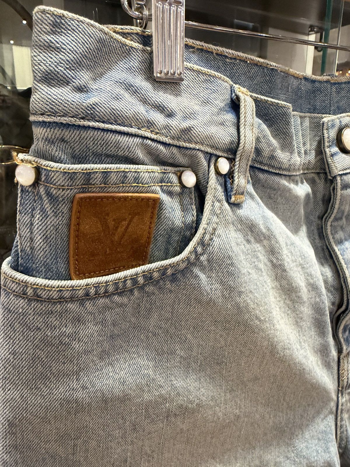 Louis Vuitton Louis Vuitton Staple Edition Denim Shorts Size US 30 / EU 46 - 3 Thumbnail