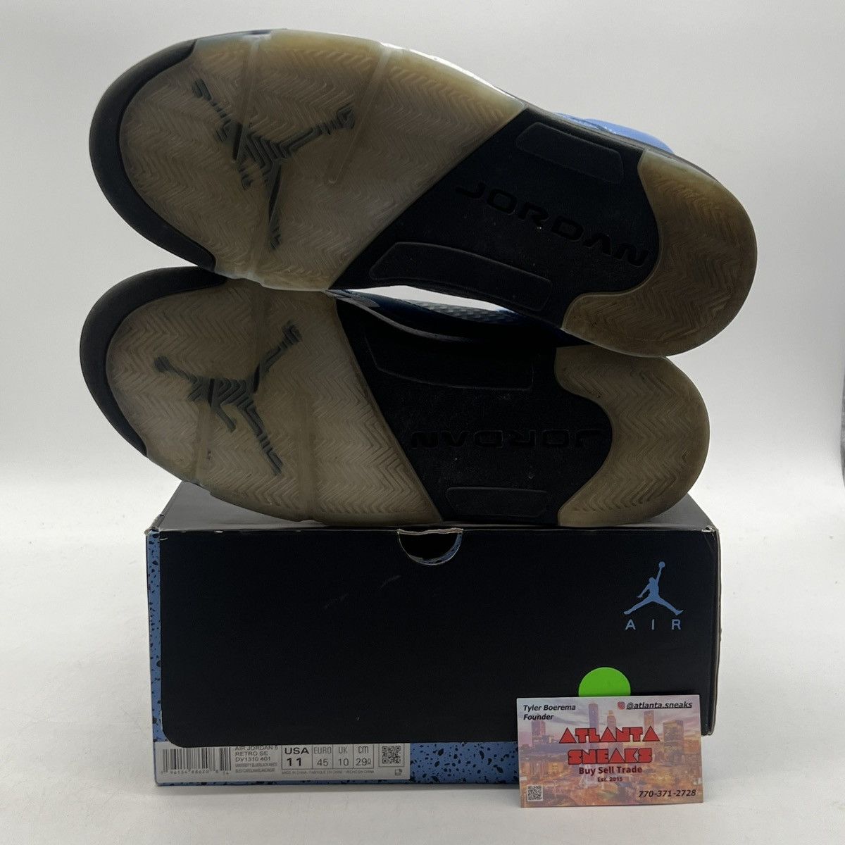 Jordan Brand Air Jordan 5 unc Size US 11 / EU 44 - 8 Thumbnail