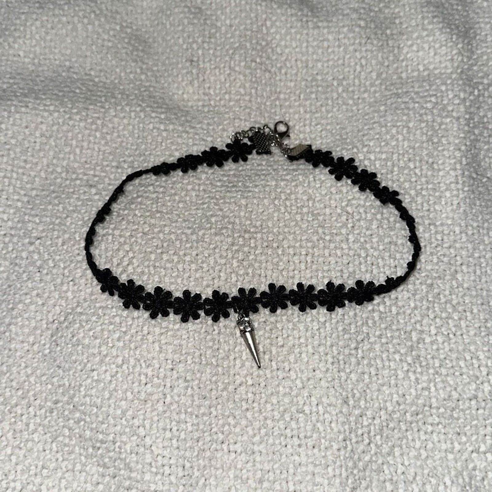 Other Black Floral Pendant Choker Necklace | Sz OS Size ONE SIZE - 2 Thumbnail