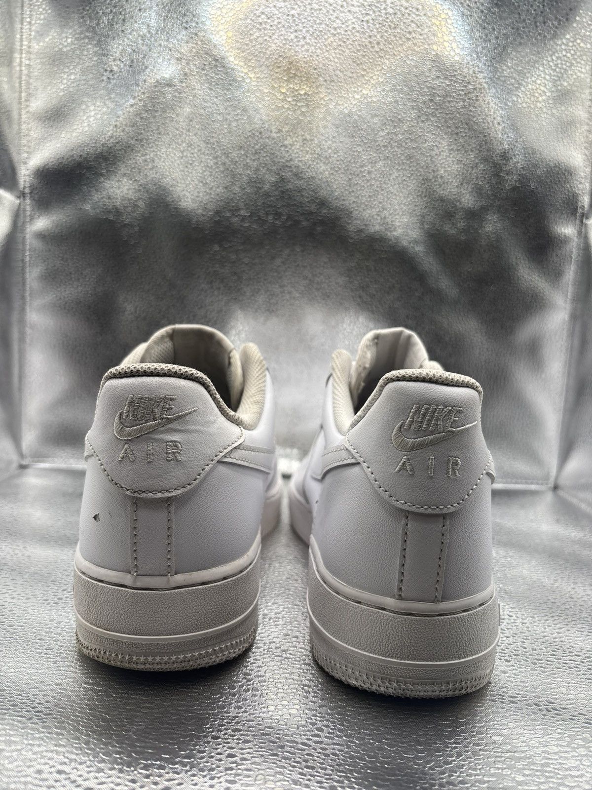 Nike Nike Air Force 1 low triple white Size US 10.5 / EU 43-44 - 4 Thumbnail