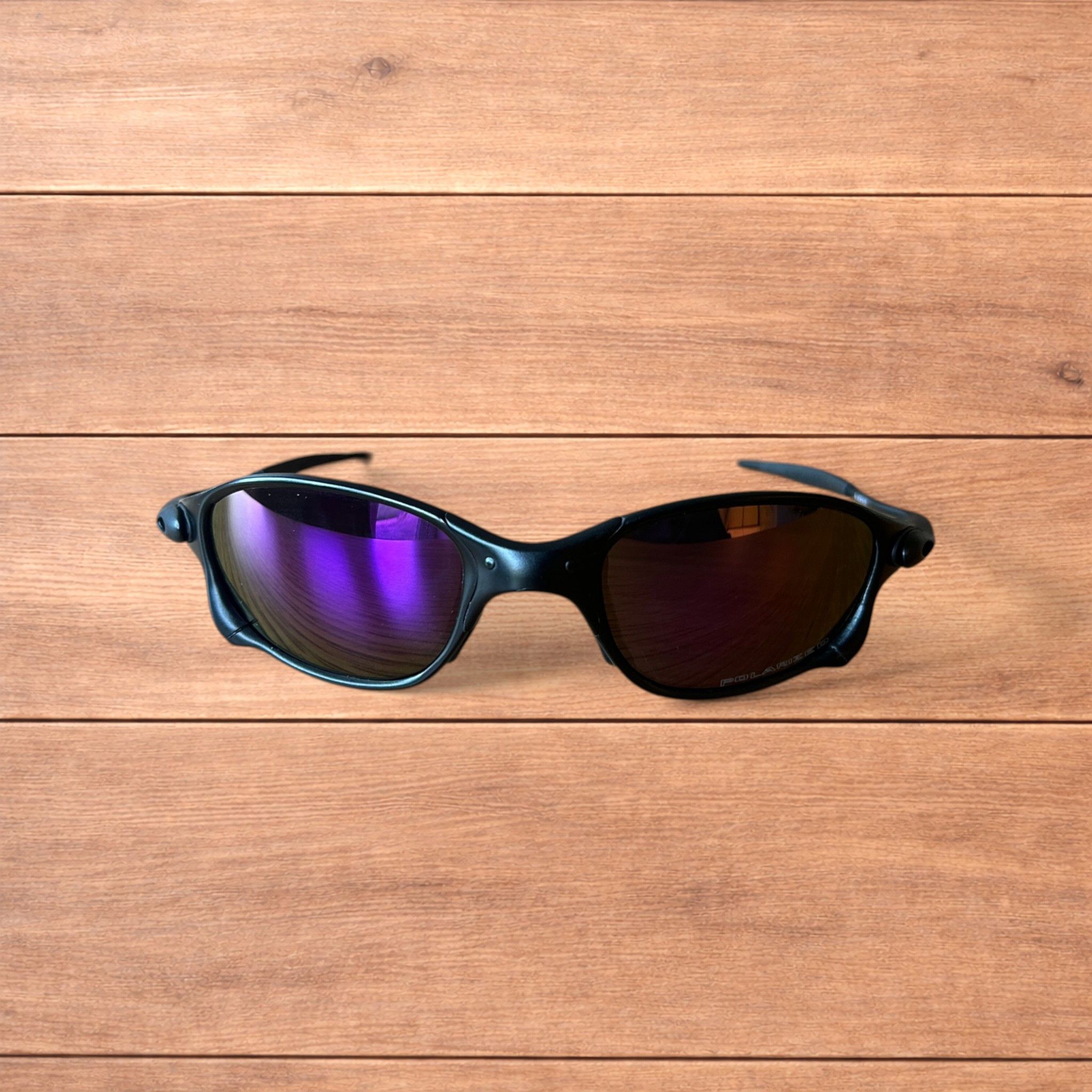 Japanese Brand Metal frame polarised sunglasses in black with purple lens. Size ONE SIZE - 3 Thumbnail