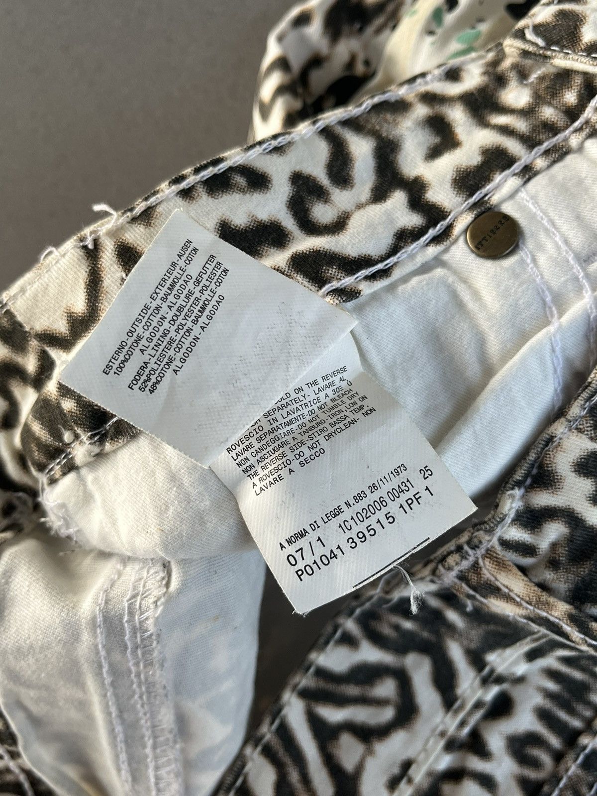 Just Cavalli SS01 Just Cavalli Abstract Paint Pants Size 27" / US 4 / IT 40 - 10 Thumbnail