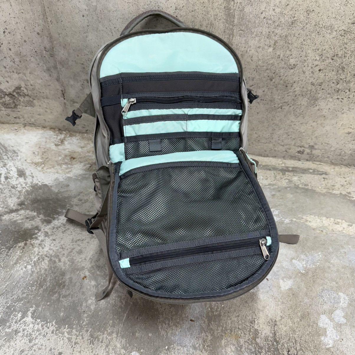 The North Face The North Face Surge FlexVent Backpack Size ONE SIZE - 7 Thumbnail