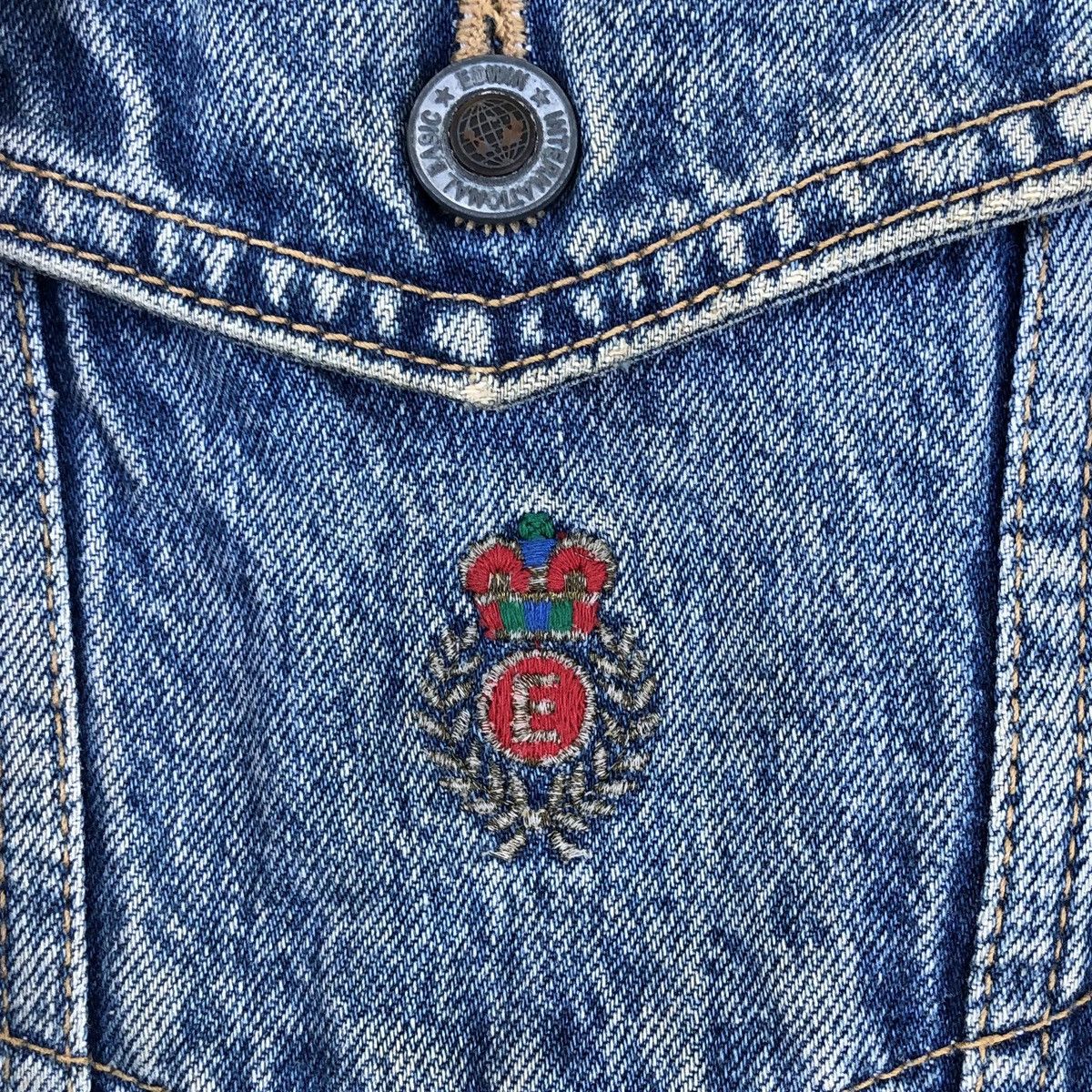 Edwin Vintage Edwin Men’s Embellished Denim Trucker Jacket Size US XXL / EU 58 / 5 - 6 Thumbnail