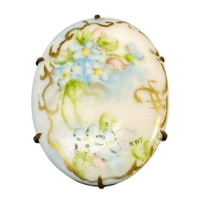 Other Antique Porcelain Over Brass Forget Me Not Brooch With Hand- Size ONE SIZE - 1 Thumbnail