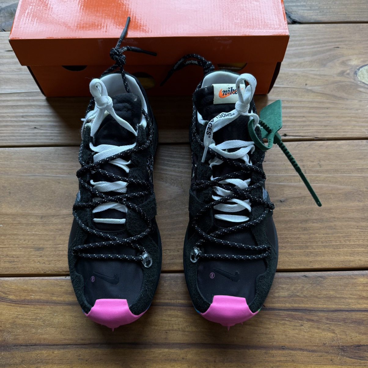 Nike × Off-White CD8179 001 - Off-White x Air Zoom Terra Kiger 5 'Black' Size US 9.5 / EU 42-43 - 4 Thumbnail