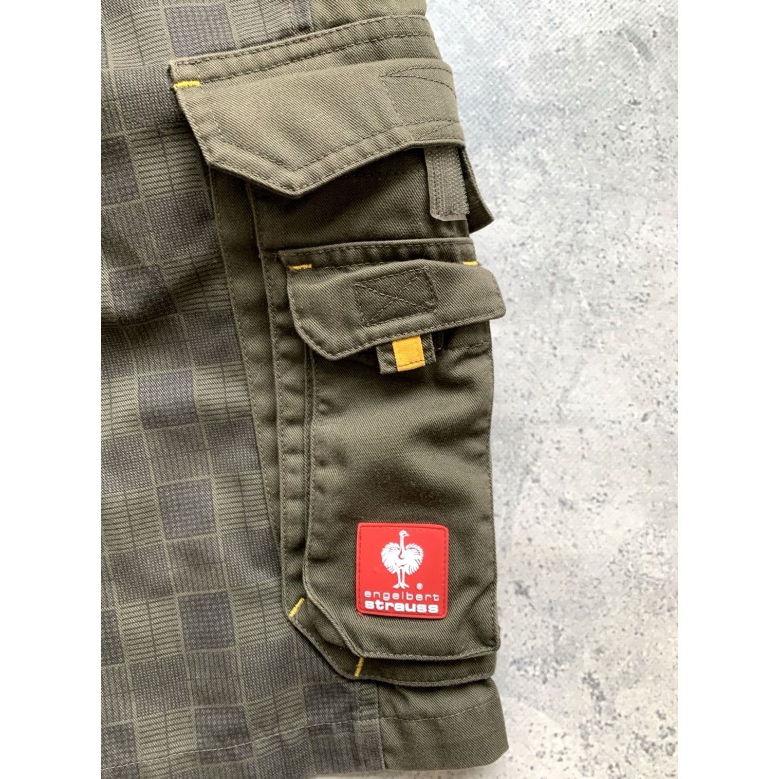 Vintage ENGELBERT STRAUSS Workwear Cargo Shorts Men 56 EU Olive Size 40 Size US 40 / EU 56 - 3 Thumbnail