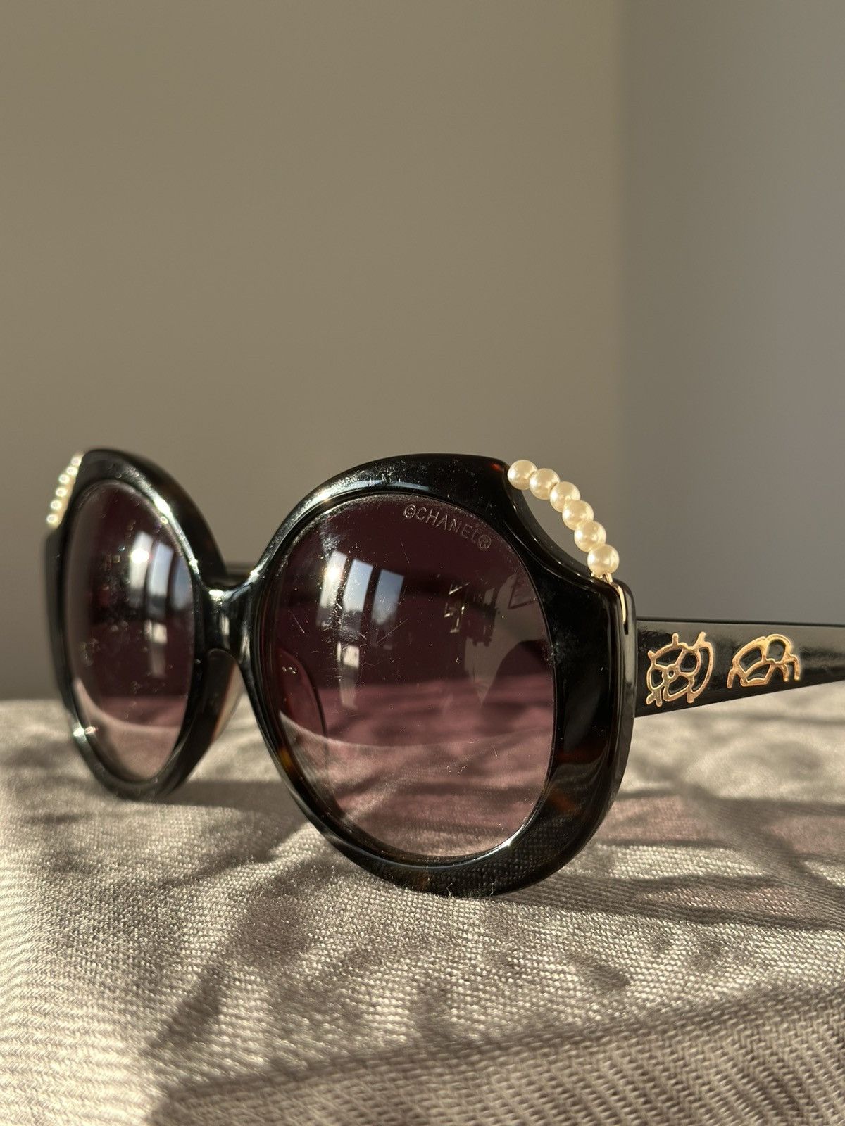 Chanel Chanel perle collection luxury sunglasess Size ONE SIZE - 4 Thumbnail