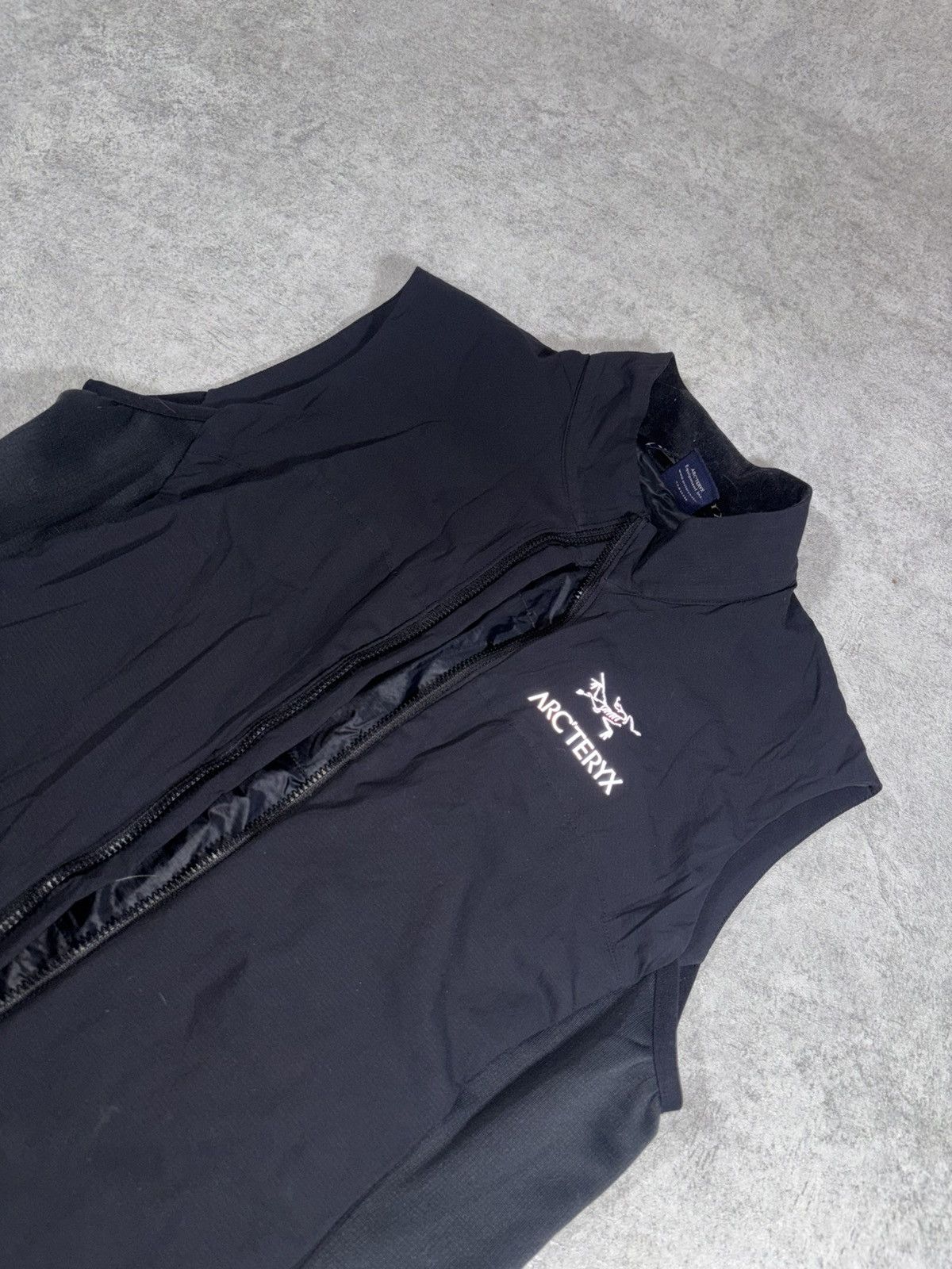 Arc'teryx Arcteryx vest gorpcore Arc'teryx Women's Vest, Black XL Size US M / EU 48-50 / 2 - 3 Thumbnail